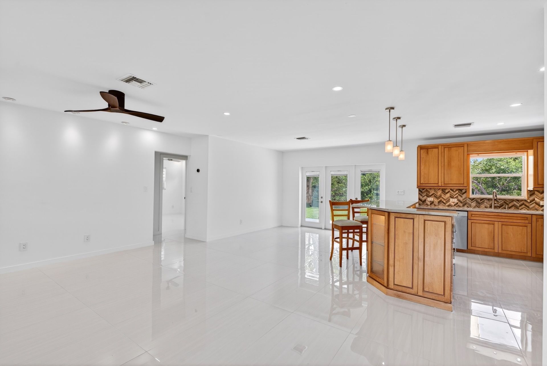 648 NW 30th Court Wilton Manors FL 33311