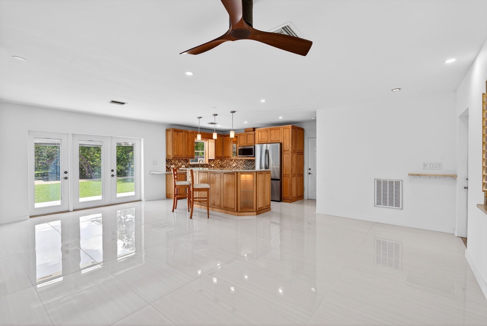 648 NW 30th Court Wilton Manors FL 33311