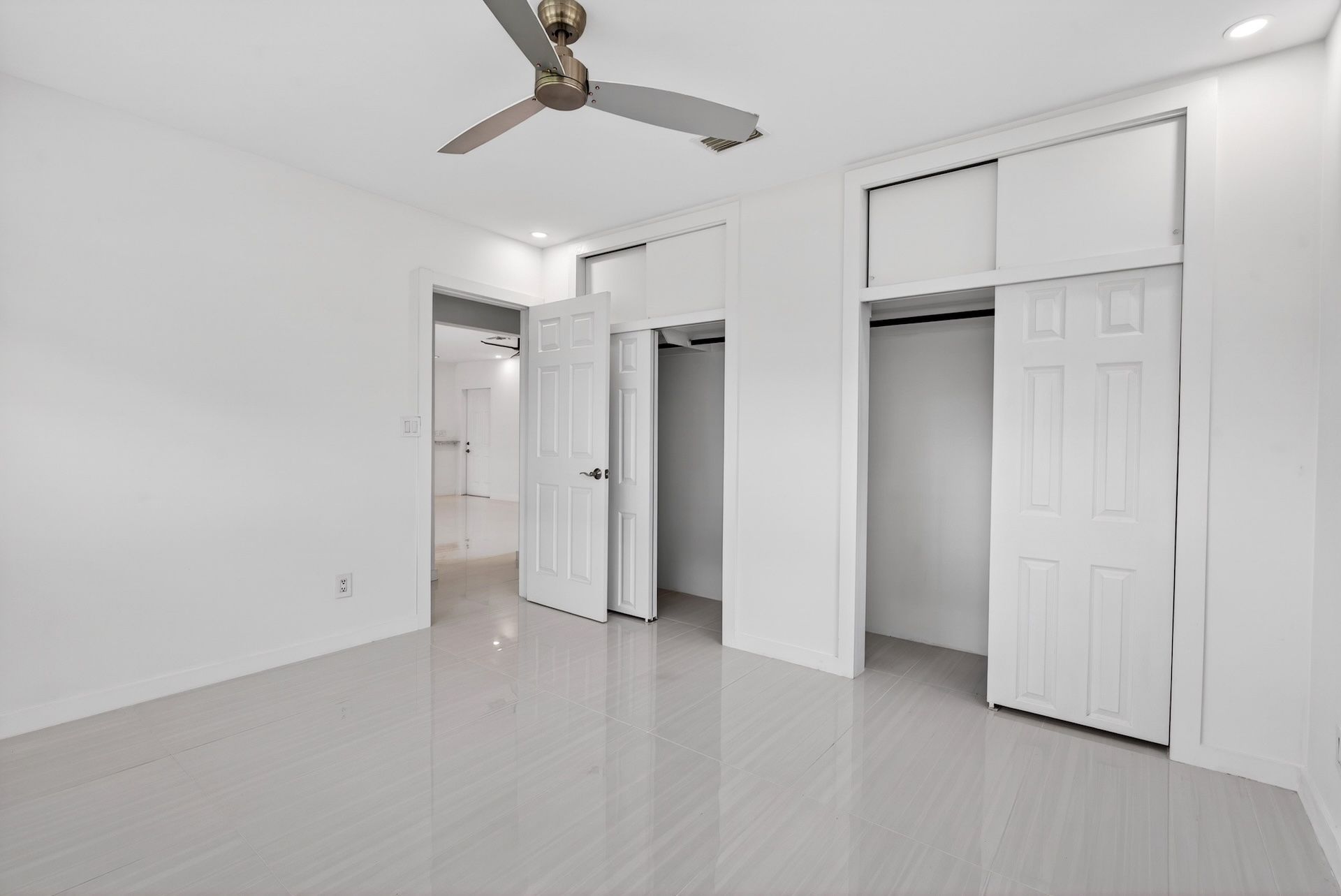 648 NW 30th Court Wilton Manors FL 33311