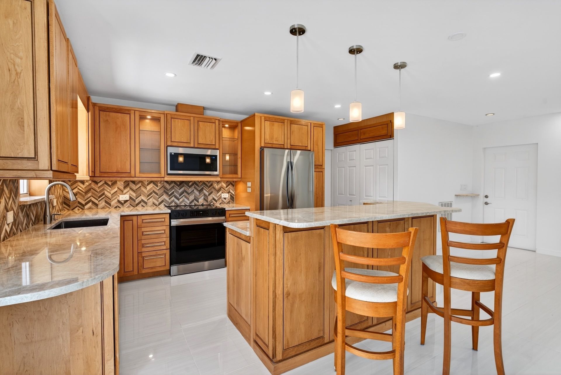 648 NW 30th Court Wilton Manors FL 33311