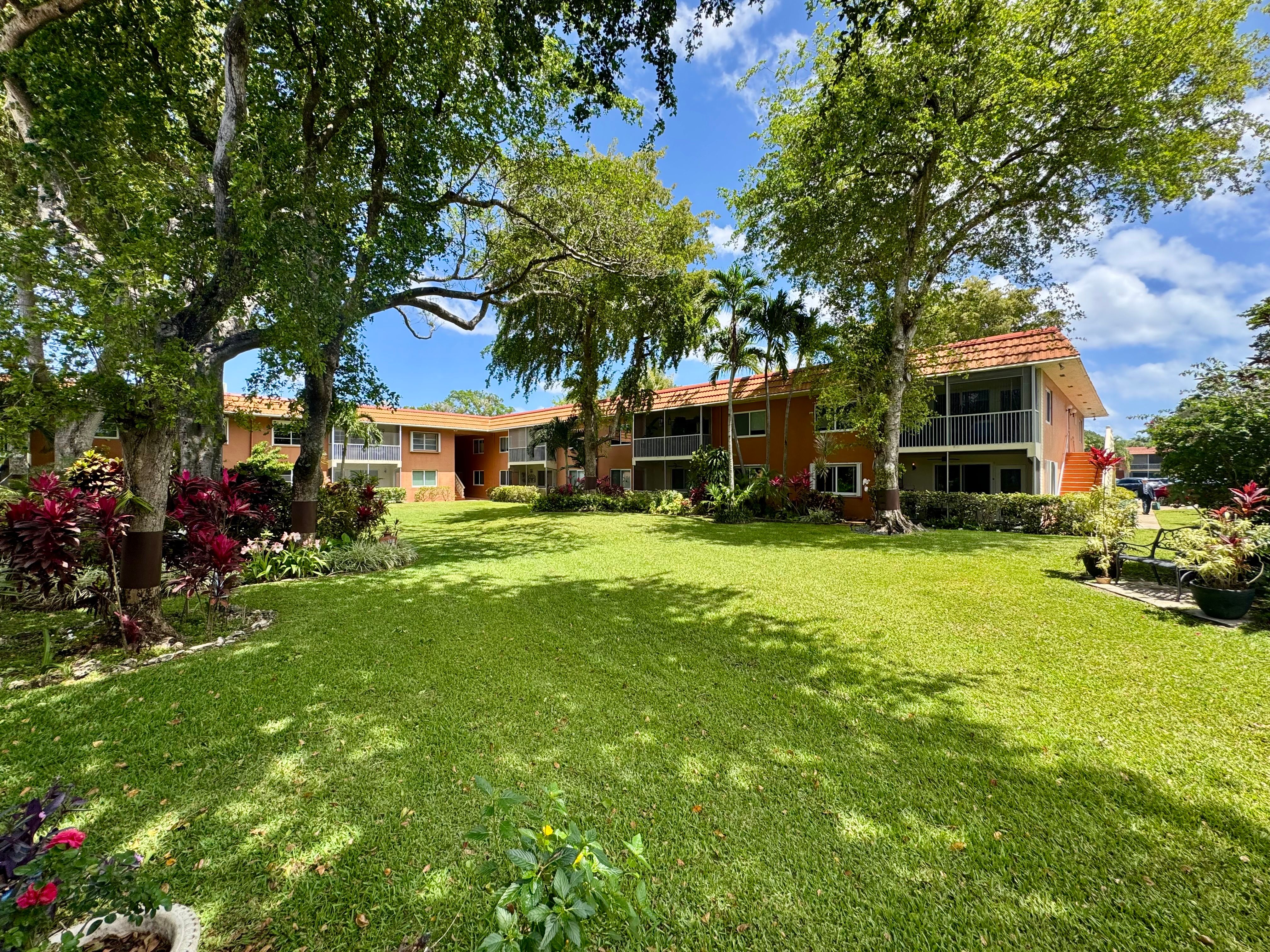 1920 NE 1st Terrace Wilton Manors FL 33305