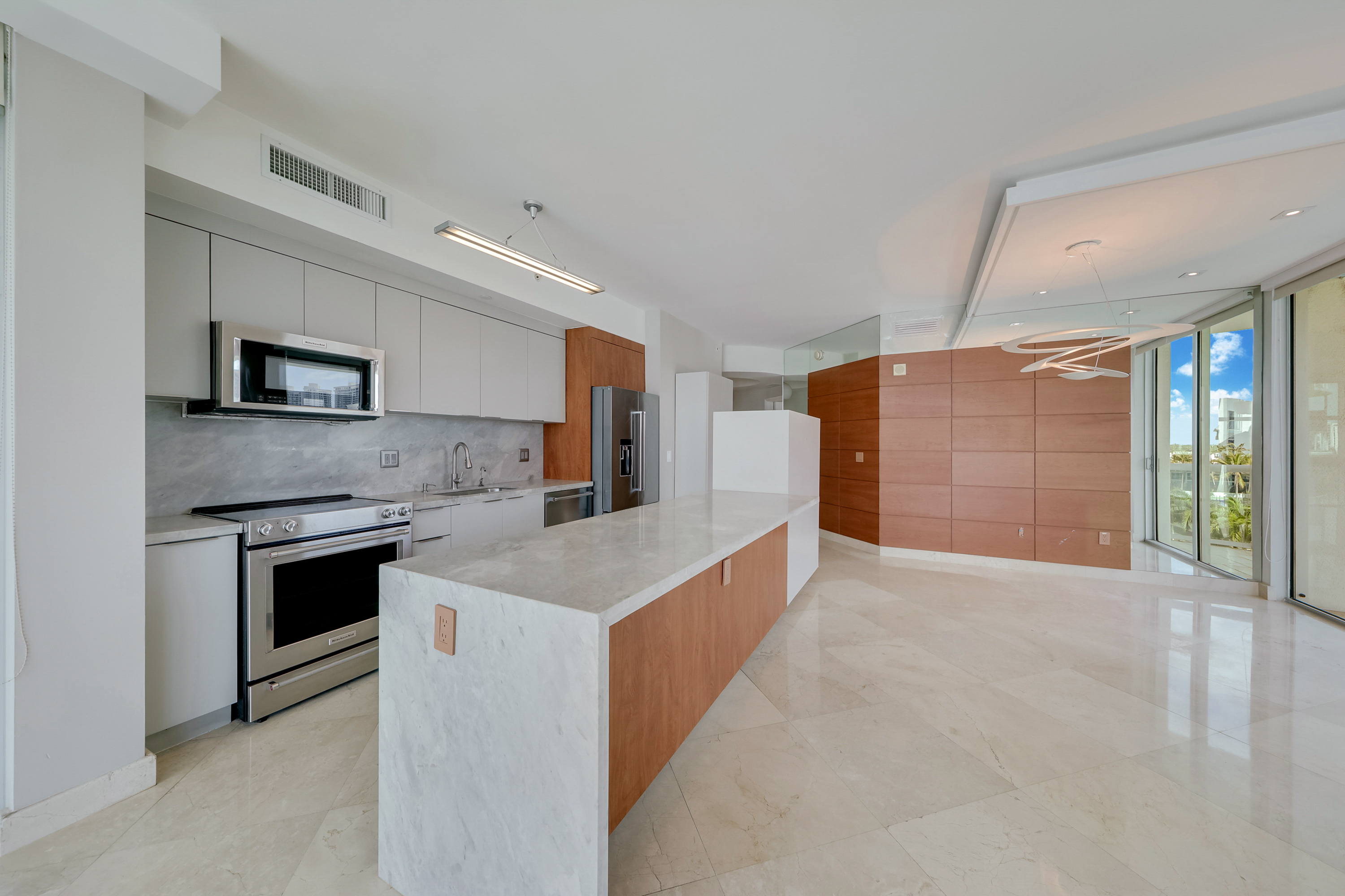 3131 NE 188th Street Aventura FL 33180