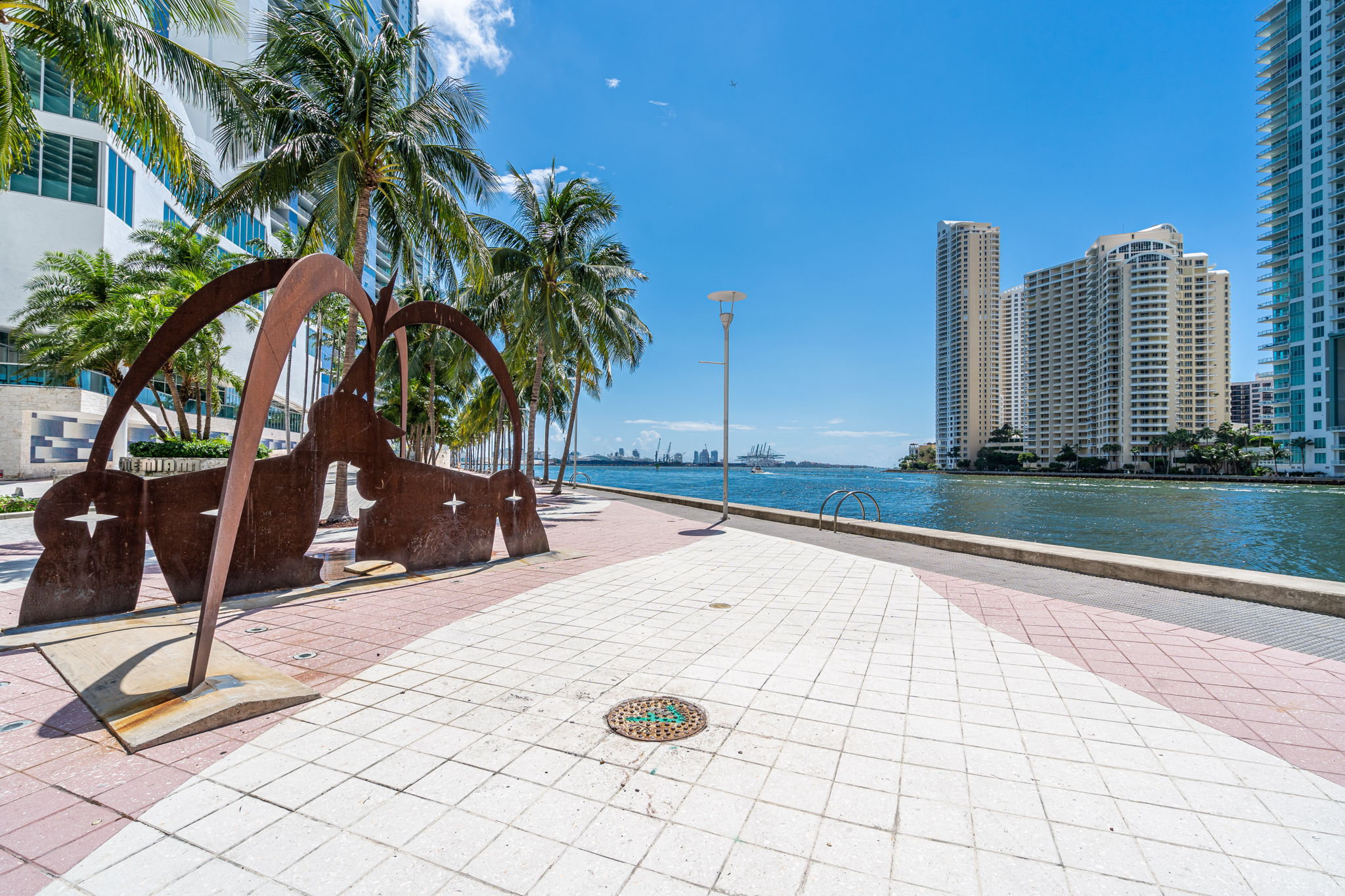 300 S Biscayne Boulevard Miami FL 33131