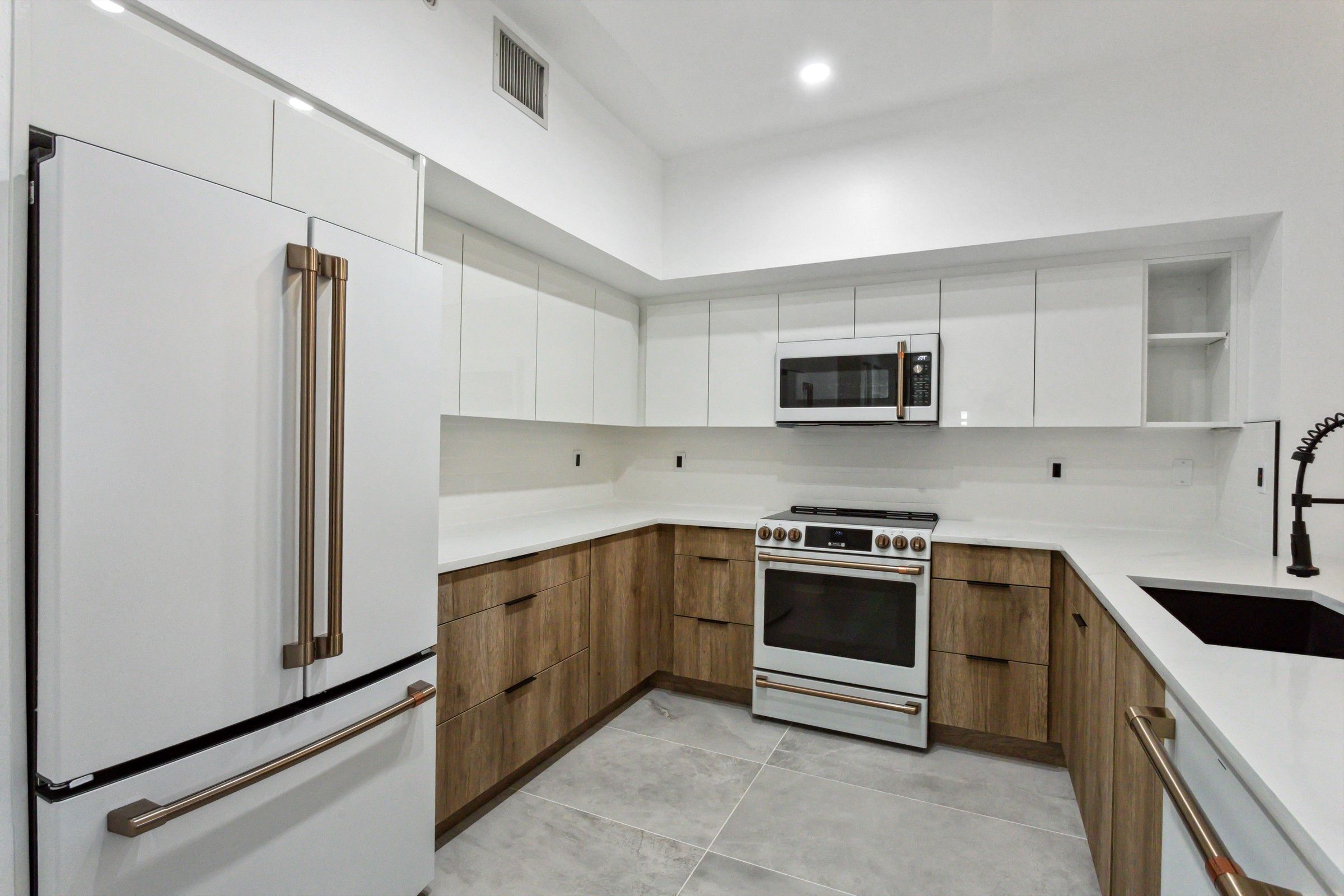 250 NE 3rd Avenue Delray Beach FL 33444