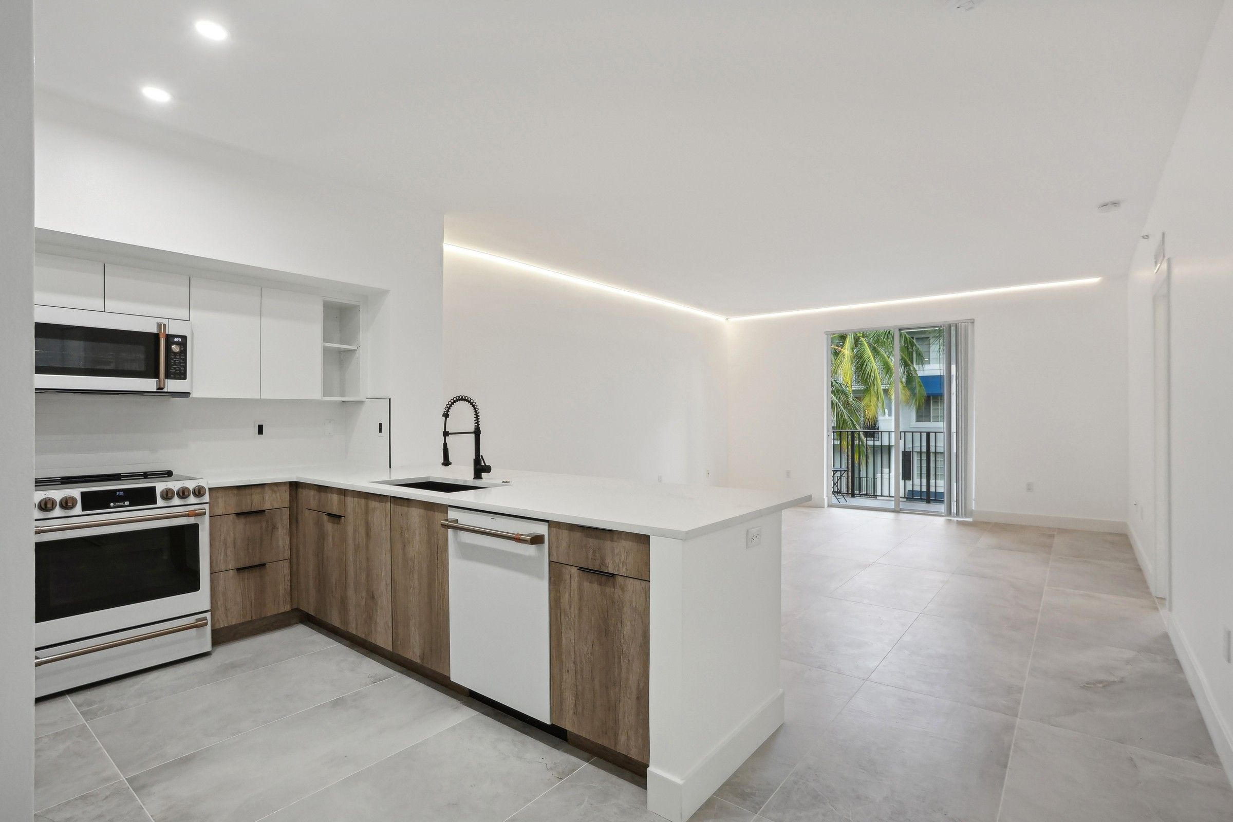 250 NE 3rd Avenue Delray Beach FL 33444