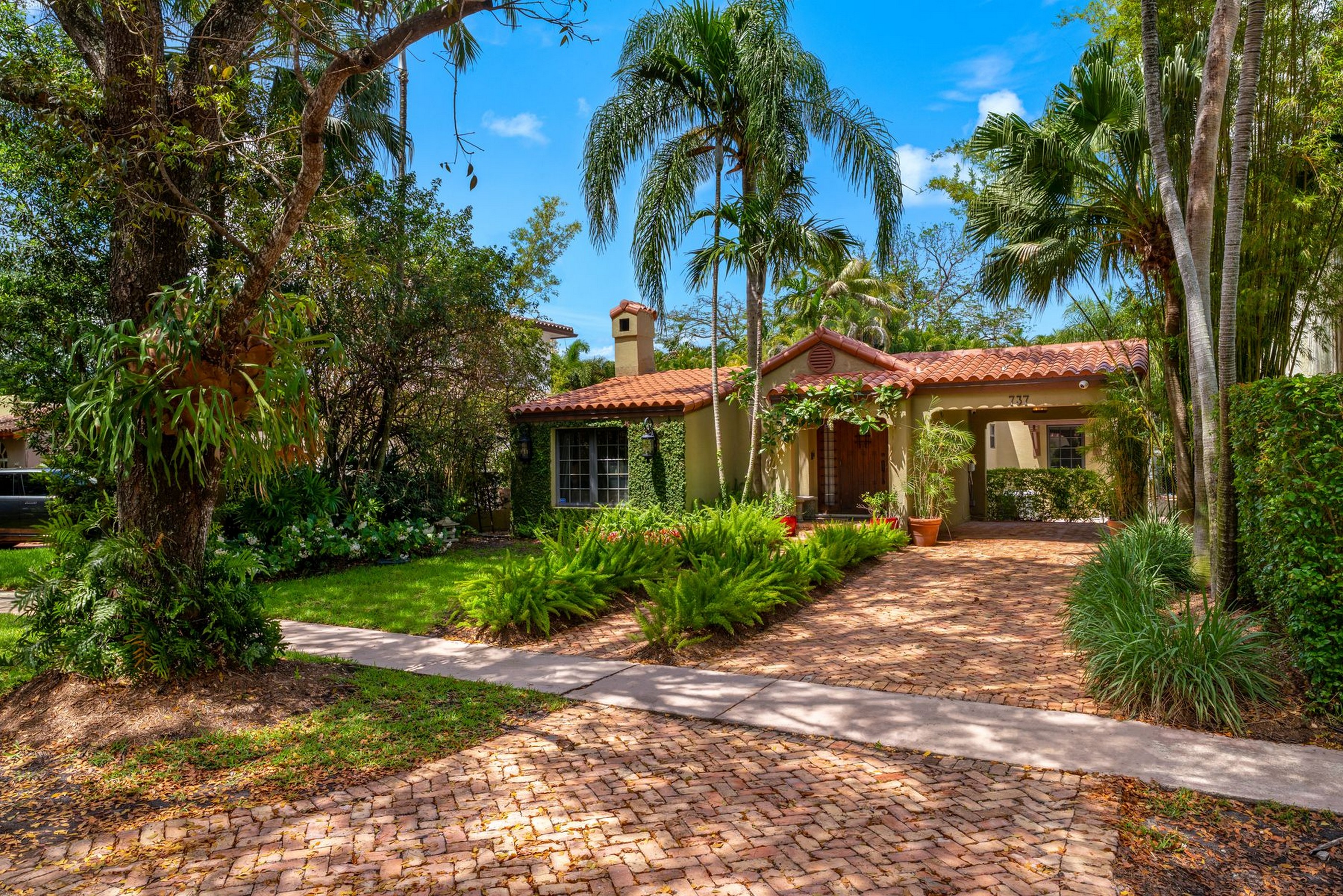 737 Majorca Avenue Coral Gables FL 33134
