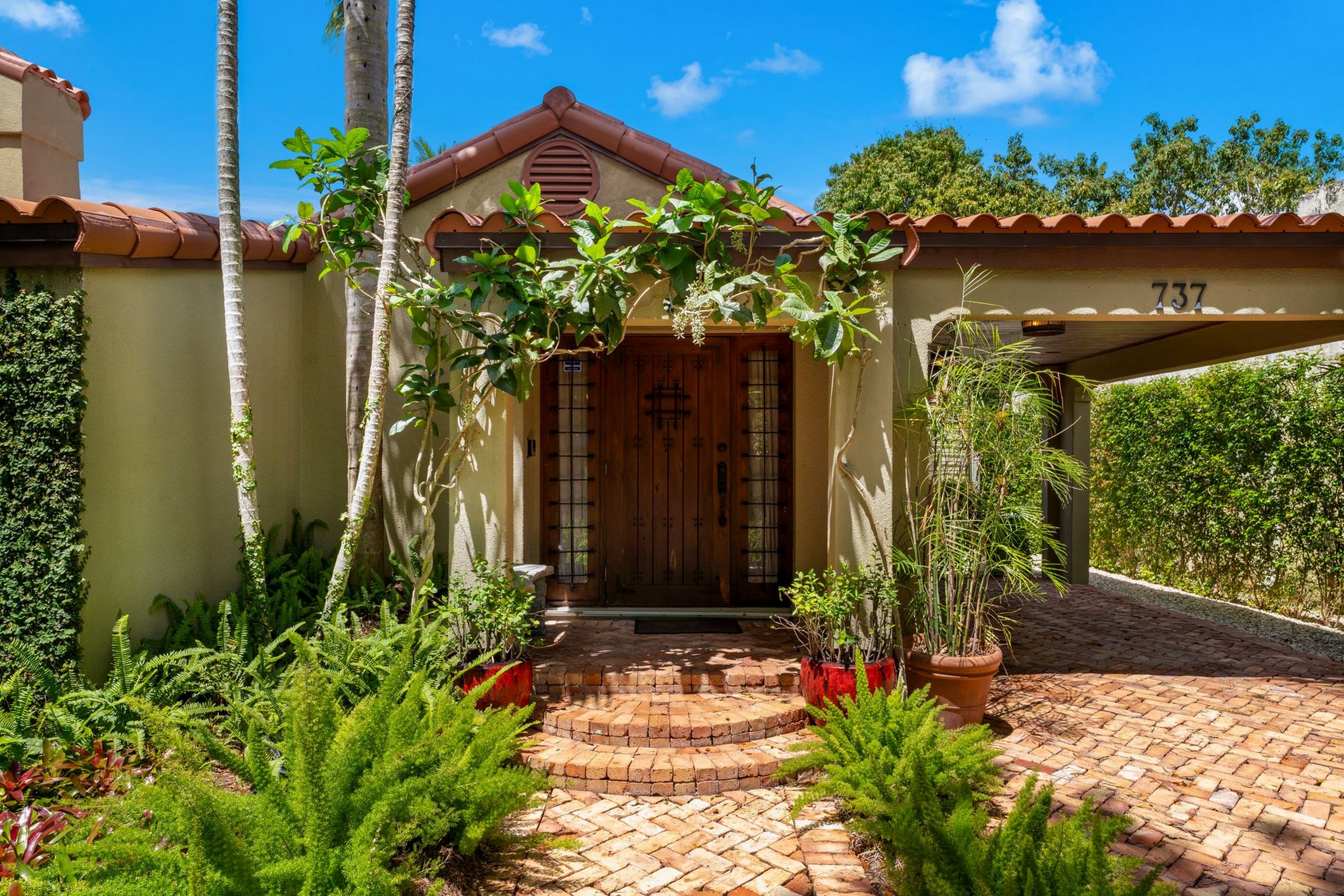737 Majorca Avenue Coral Gables FL 33134