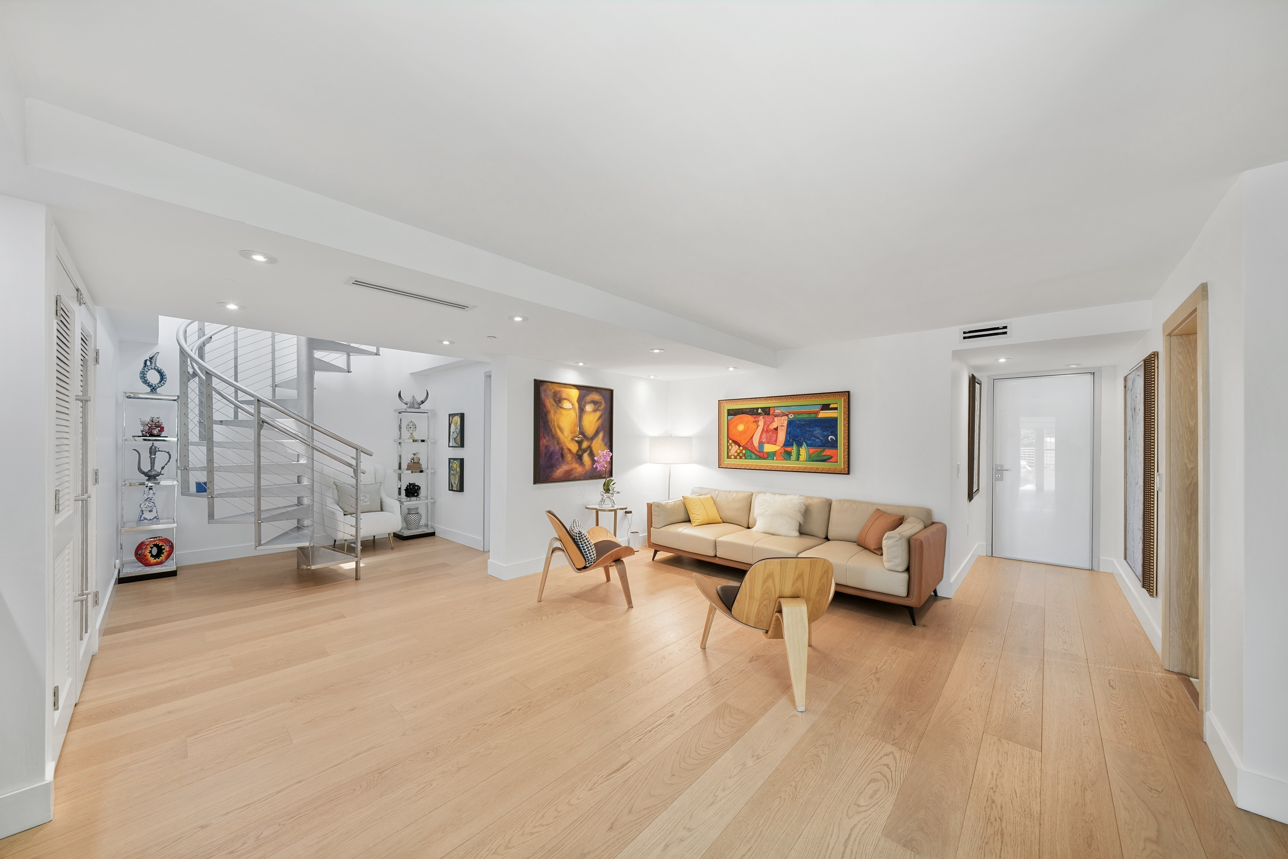 215 Palm Avenue Miami Beach FL 33139
