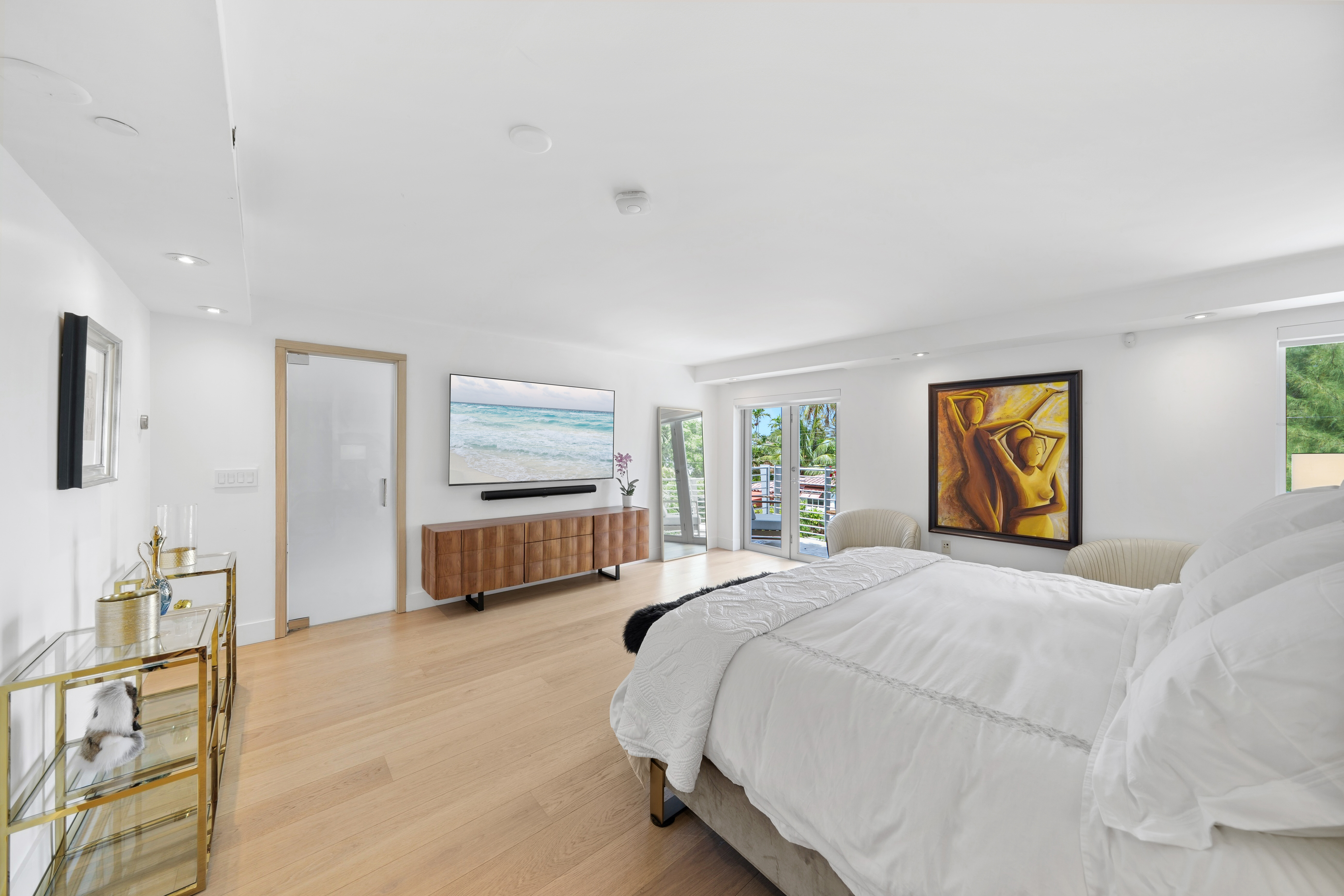 215 Palm Avenue Miami Beach FL 33139
