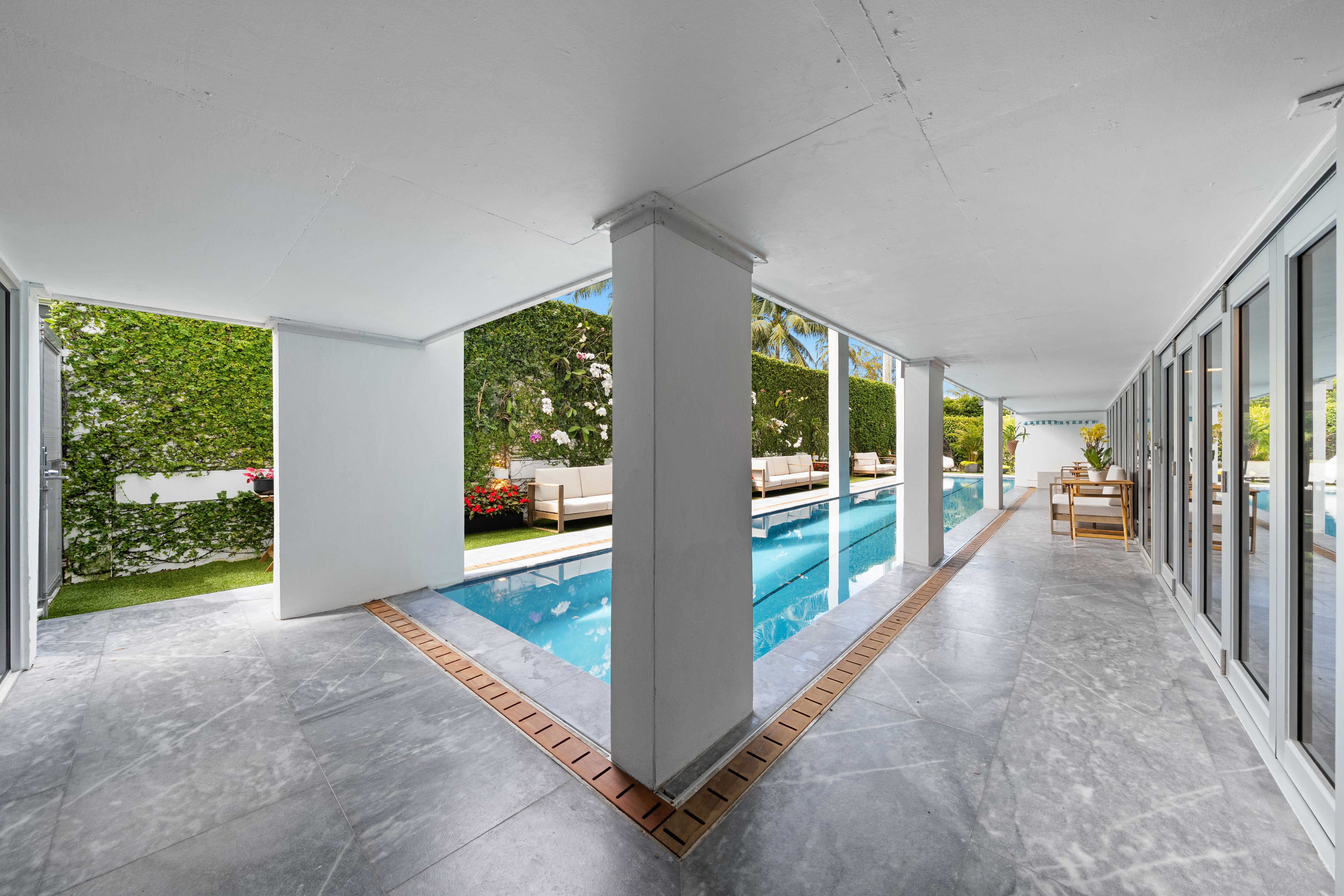 215 Palm Avenue Miami Beach FL 33139