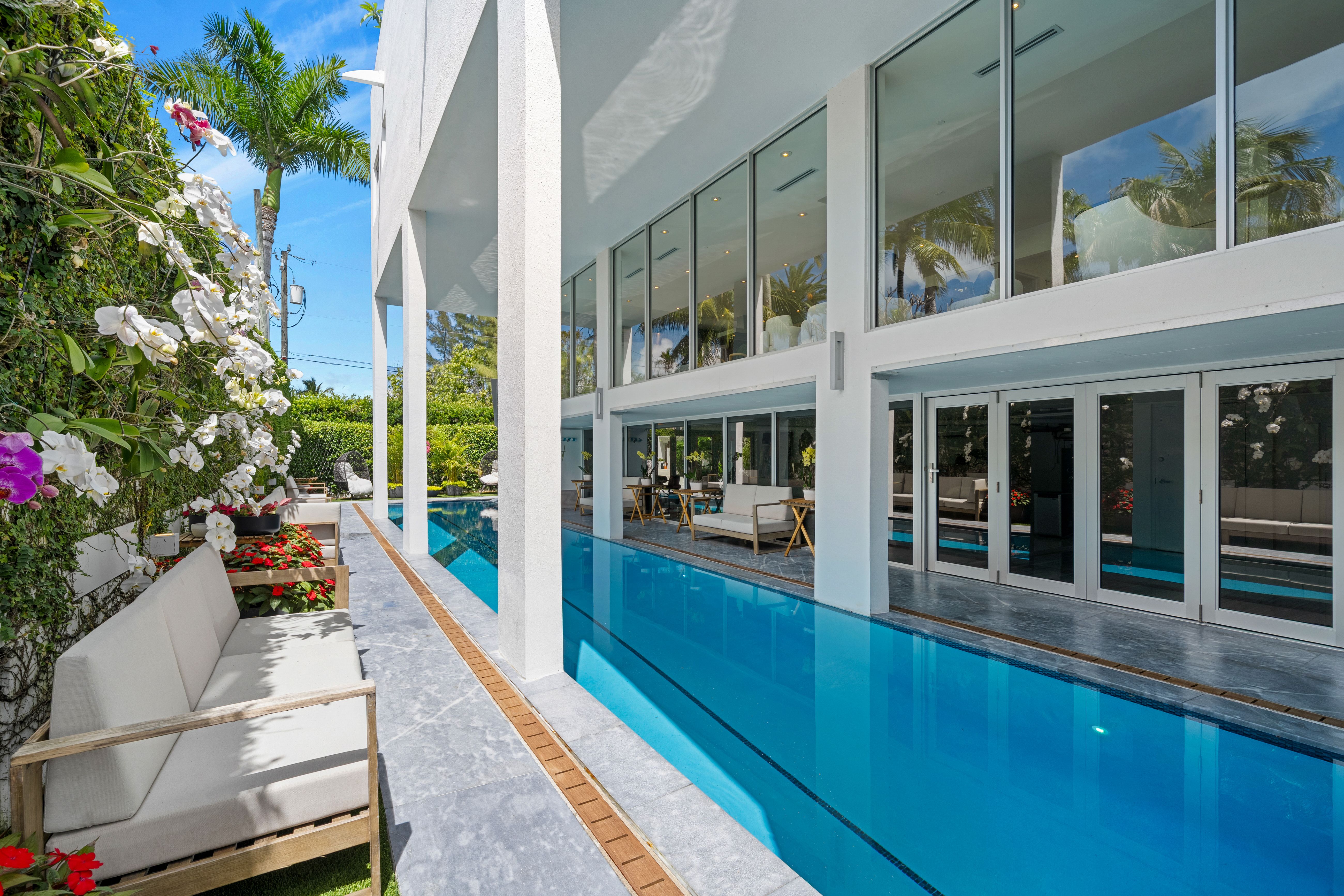 215 Palm Avenue Miami Beach FL 33139