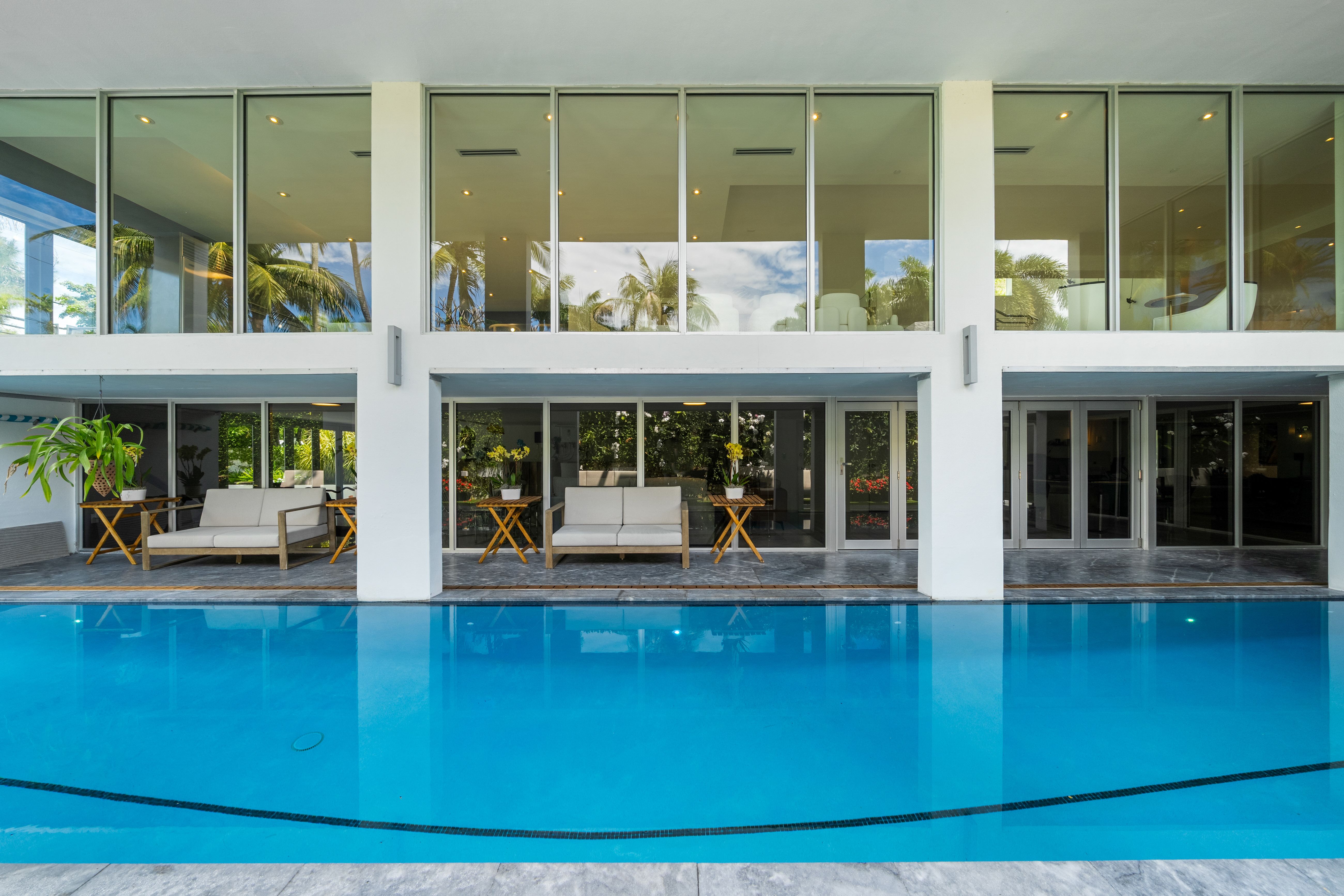 215 Palm Avenue Miami Beach FL 33139