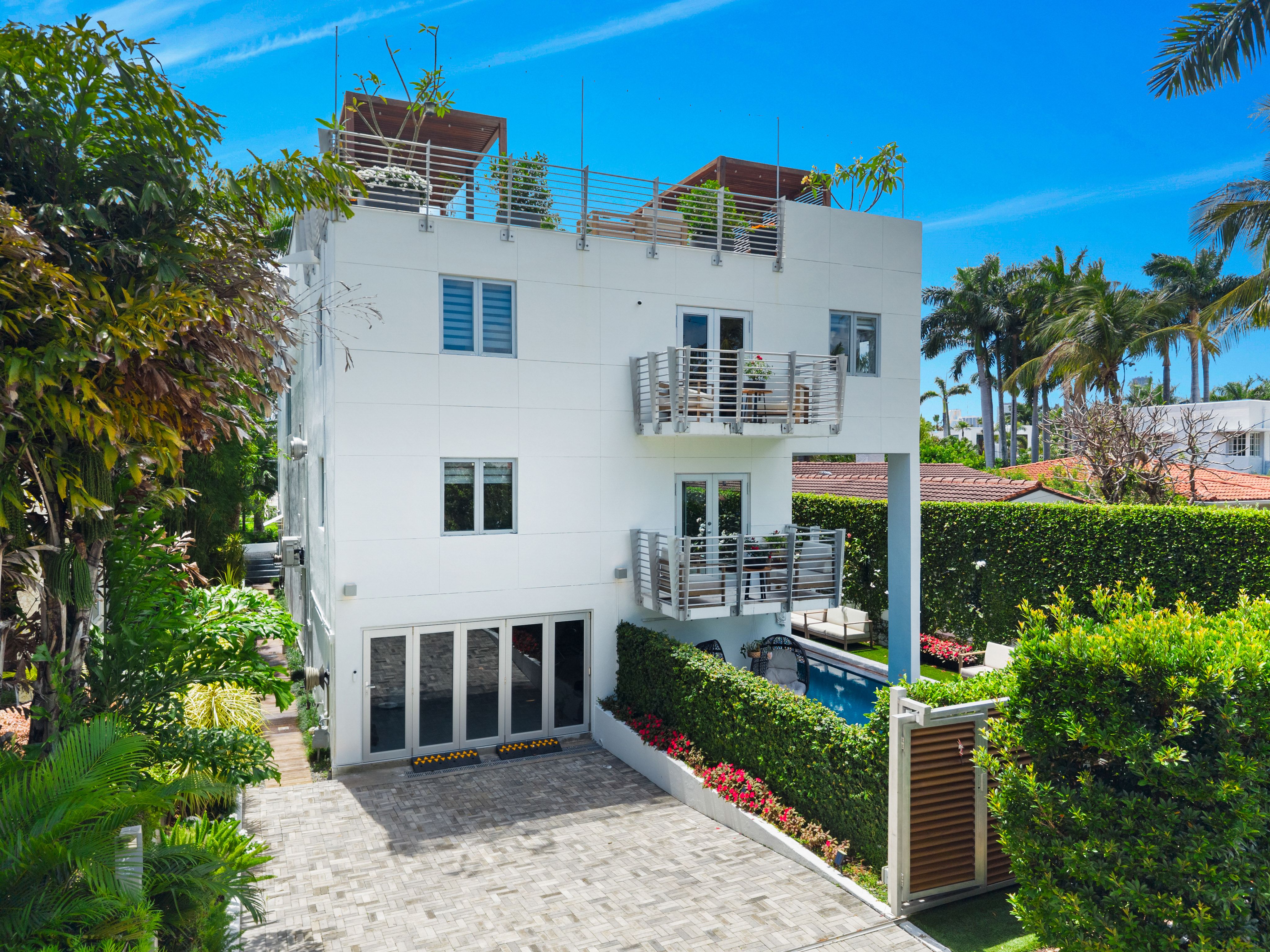 215 Palm Avenue Miami Beach FL 33139