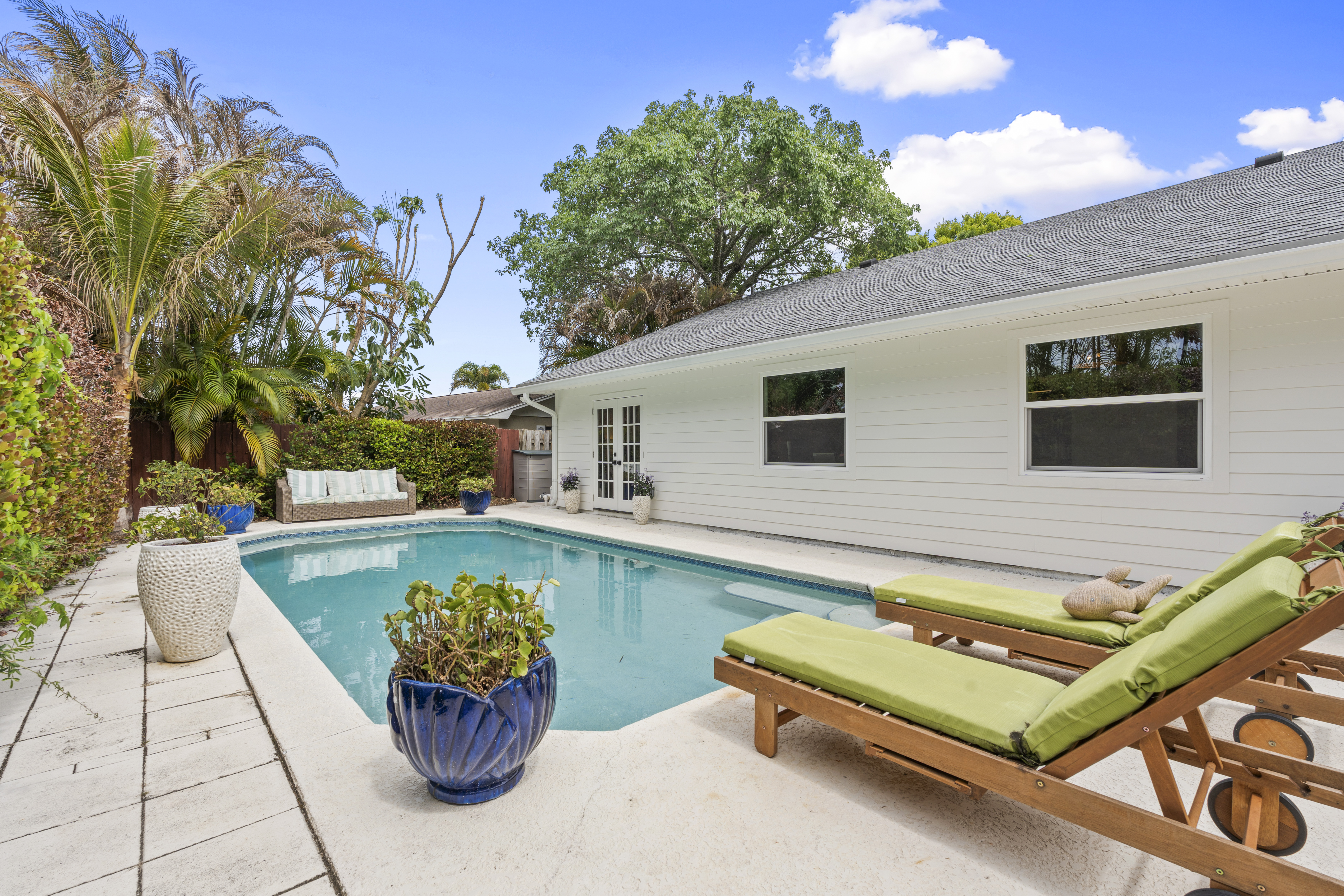 1904 NE Avenida Dracaena Jensen Beach FL 34957