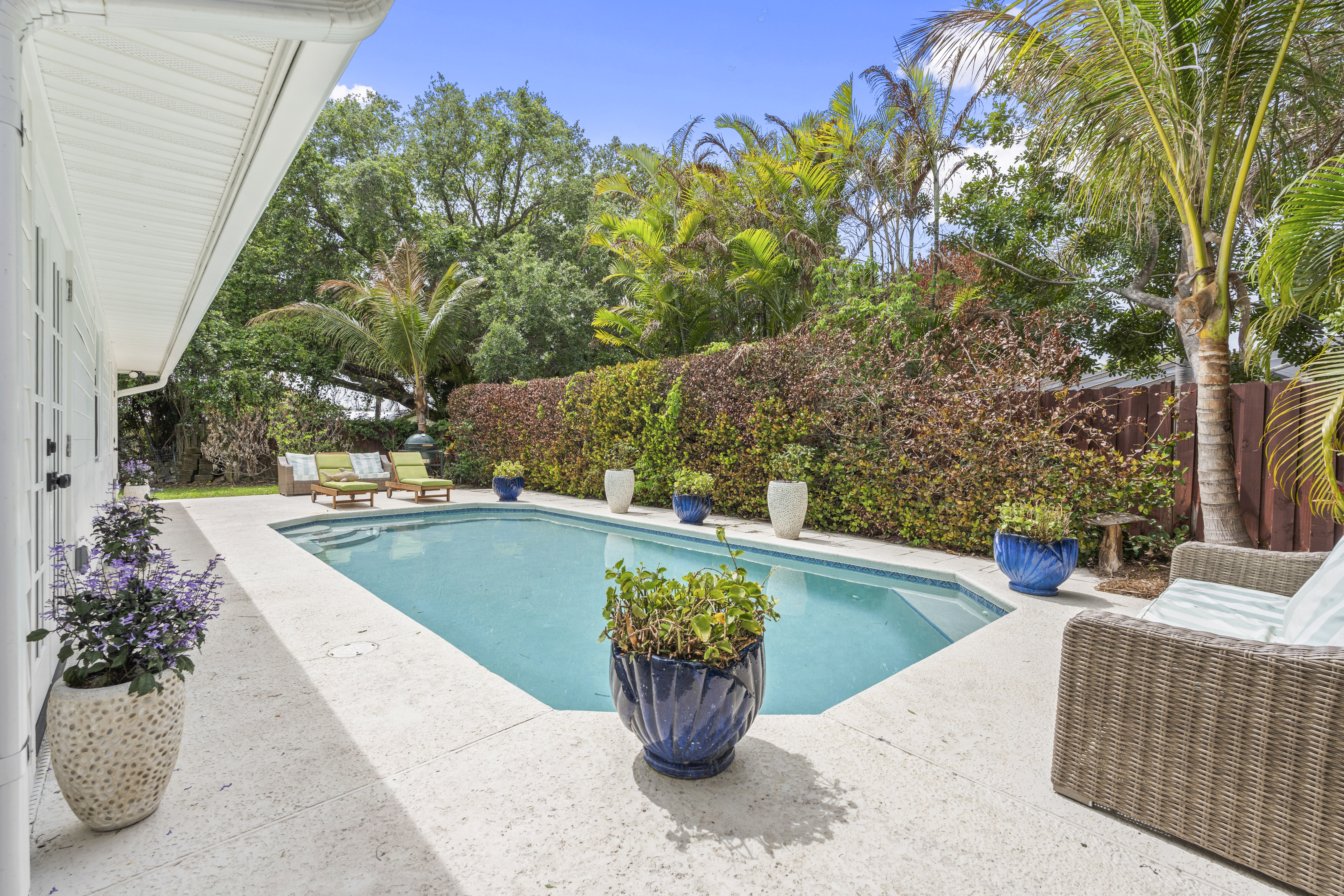 1904 NE Avenida Dracaena Jensen Beach FL 34957