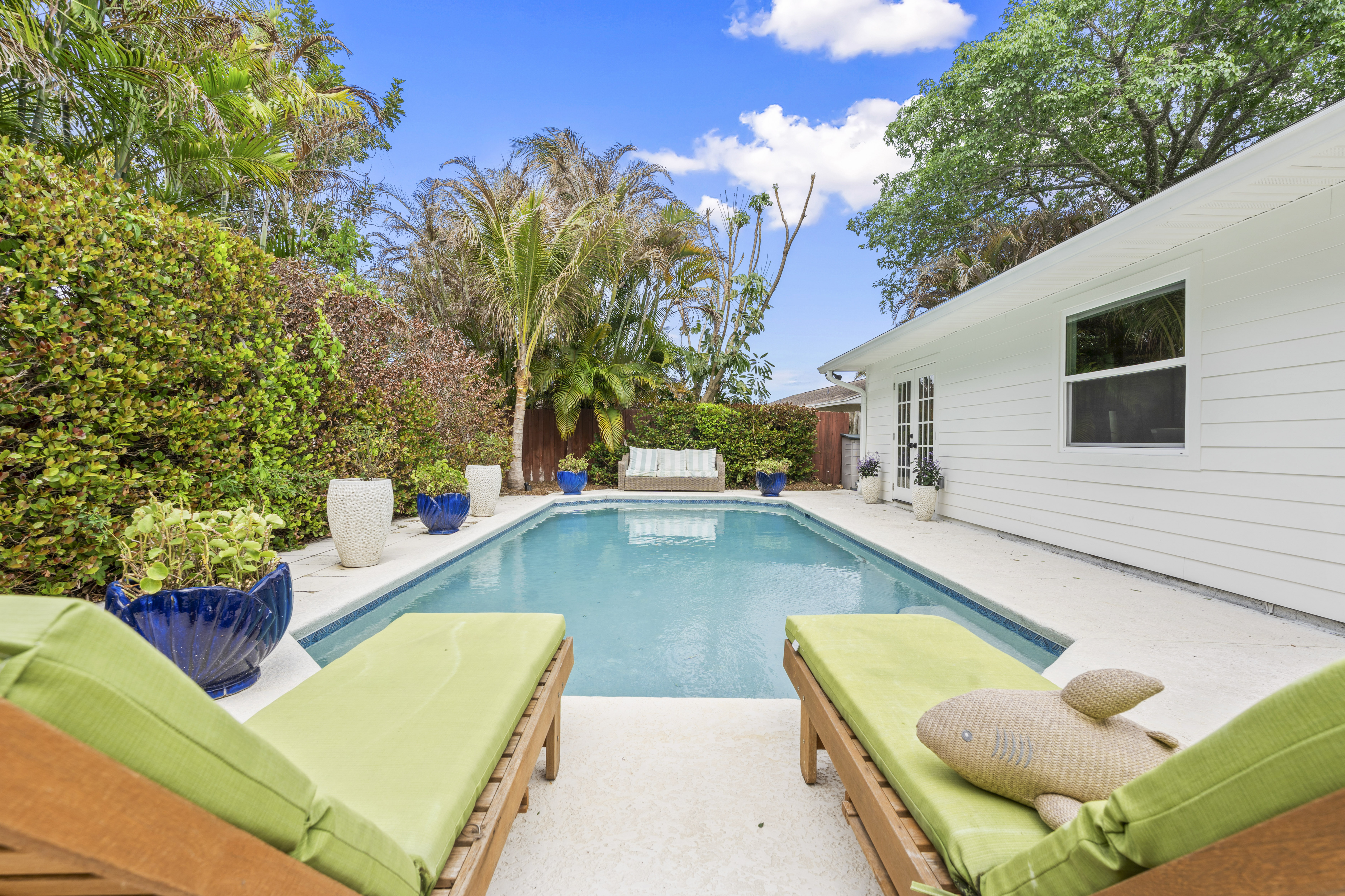 1904 NE Avenida Dracaena Jensen Beach FL 34957