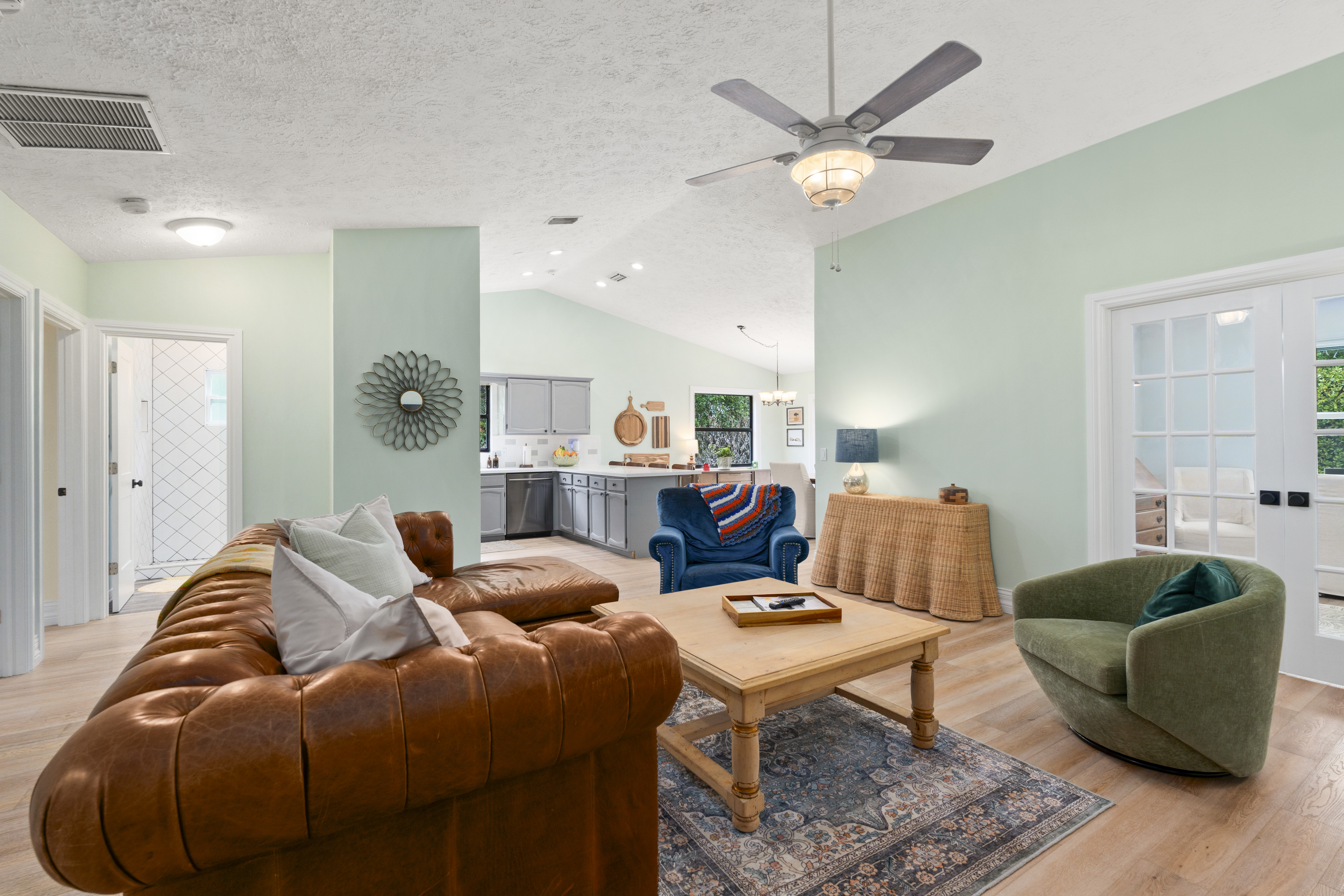 1904 NE Avenida Dracaena Jensen Beach FL 34957