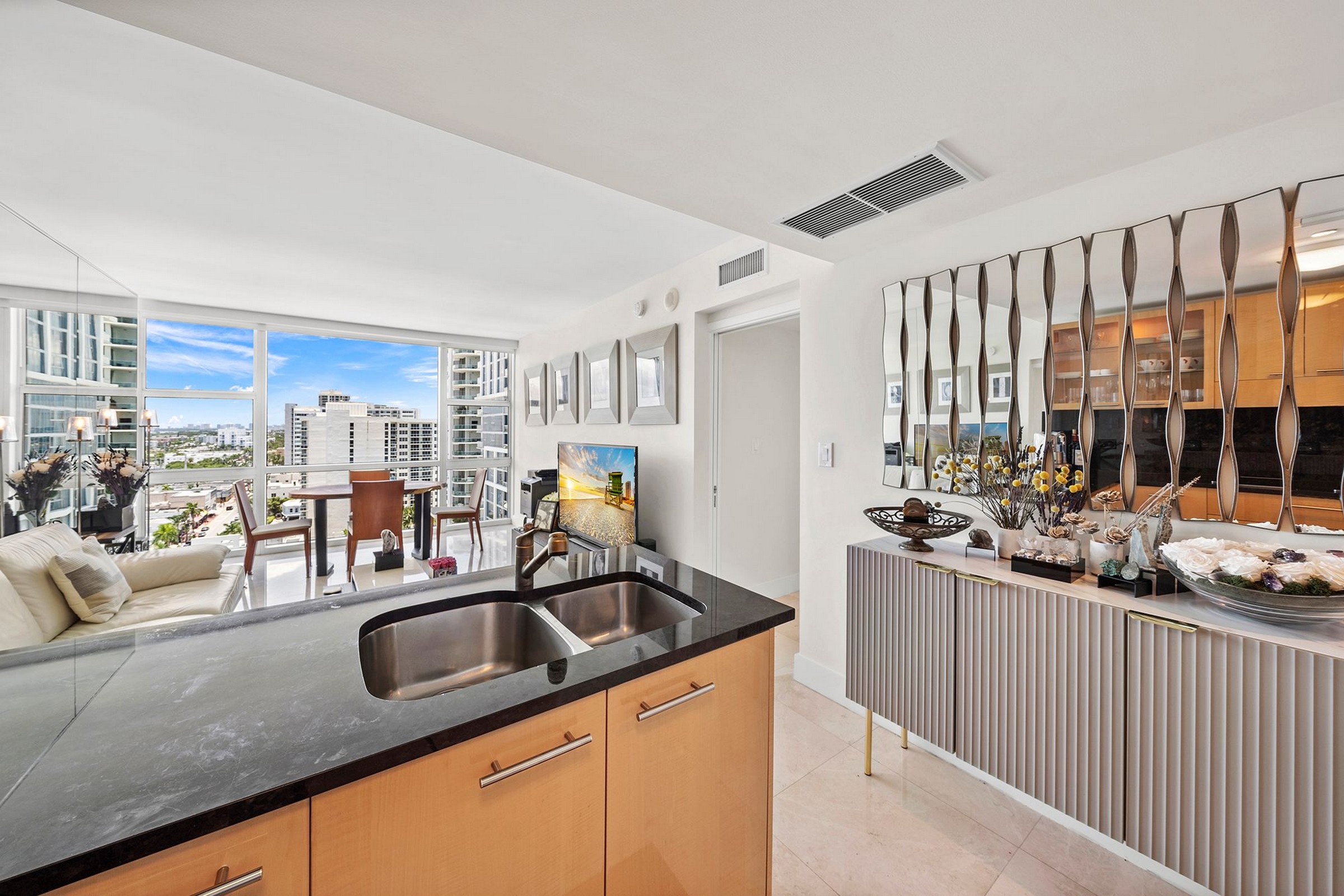 6801 Collins Avenue Miami Beach FL 33141