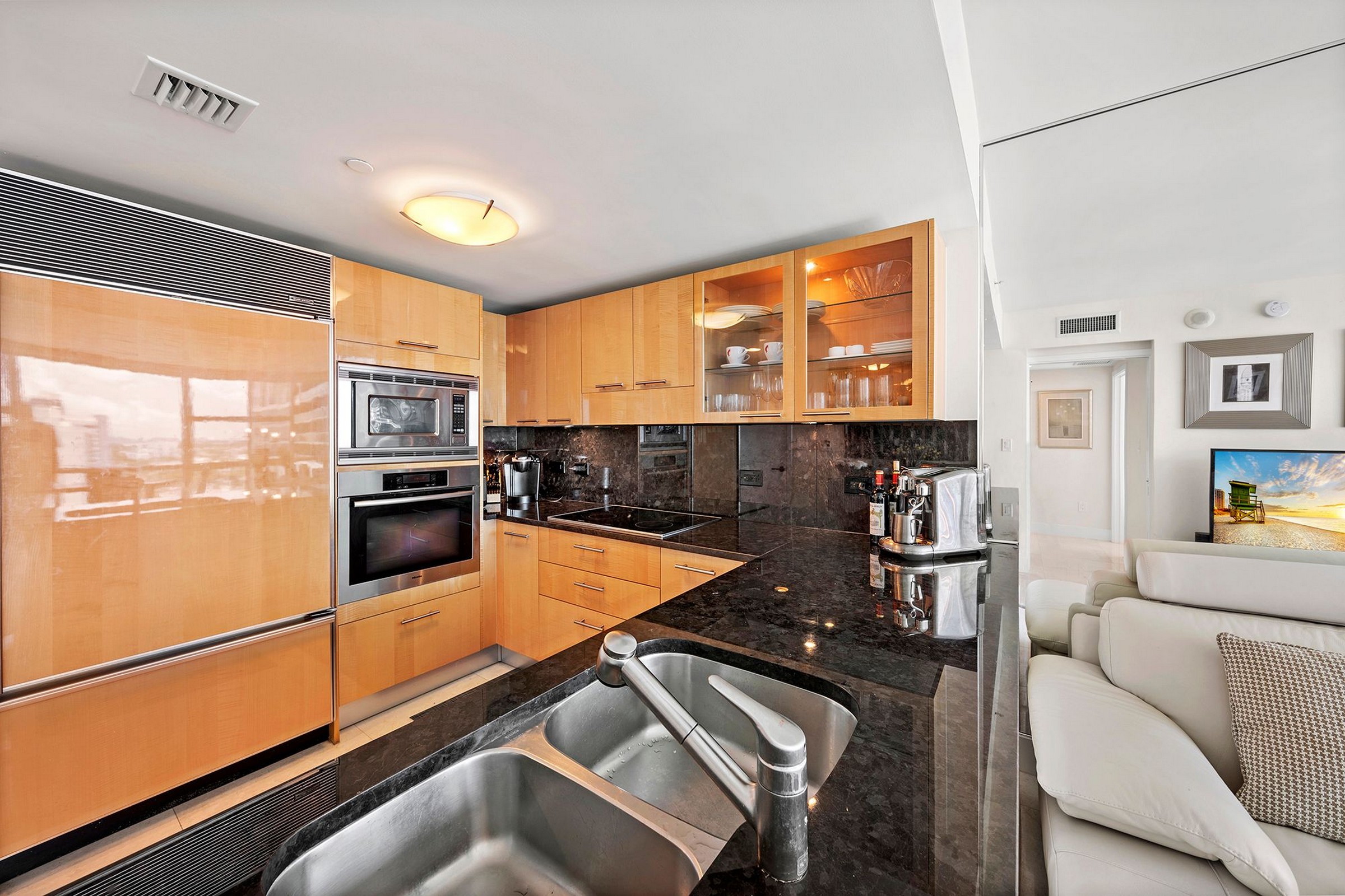 6801 Collins Avenue Miami Beach FL 33141