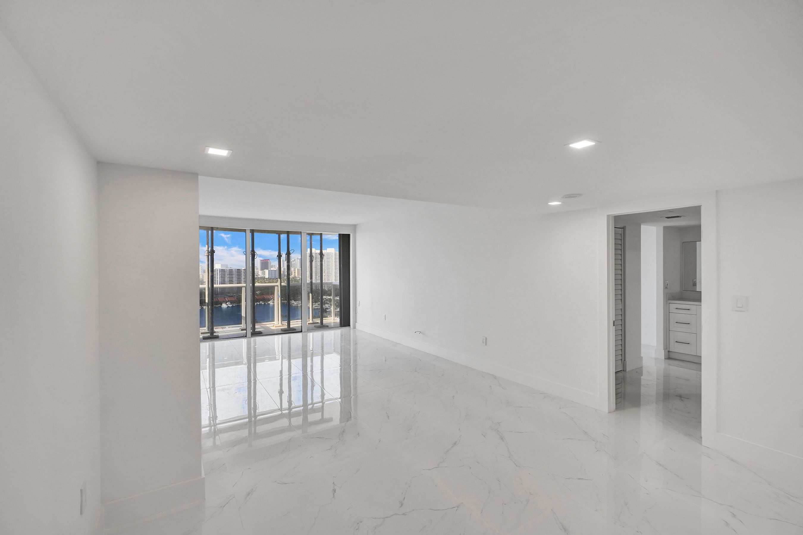 3625 N Country Club Drive Aventura FL 33180
