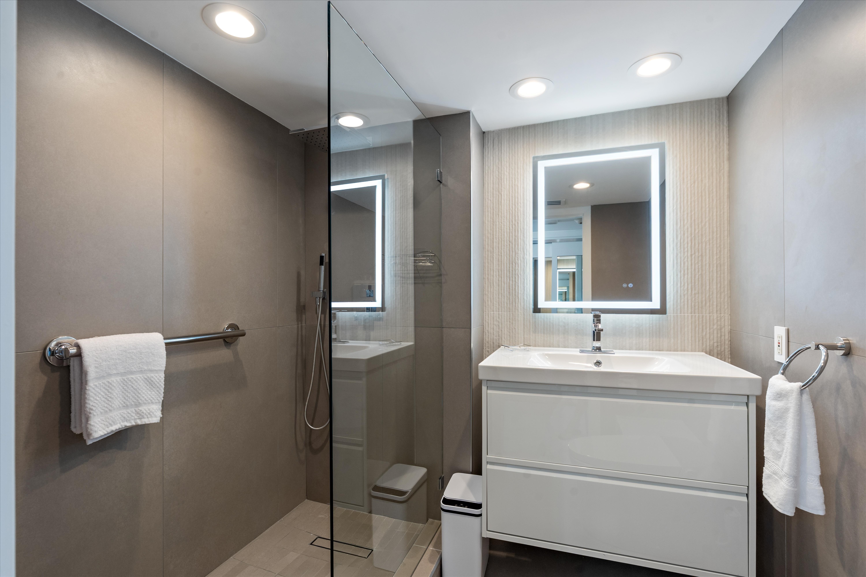 2200 S Ocean Lane Fort Lauderdale FL 33316