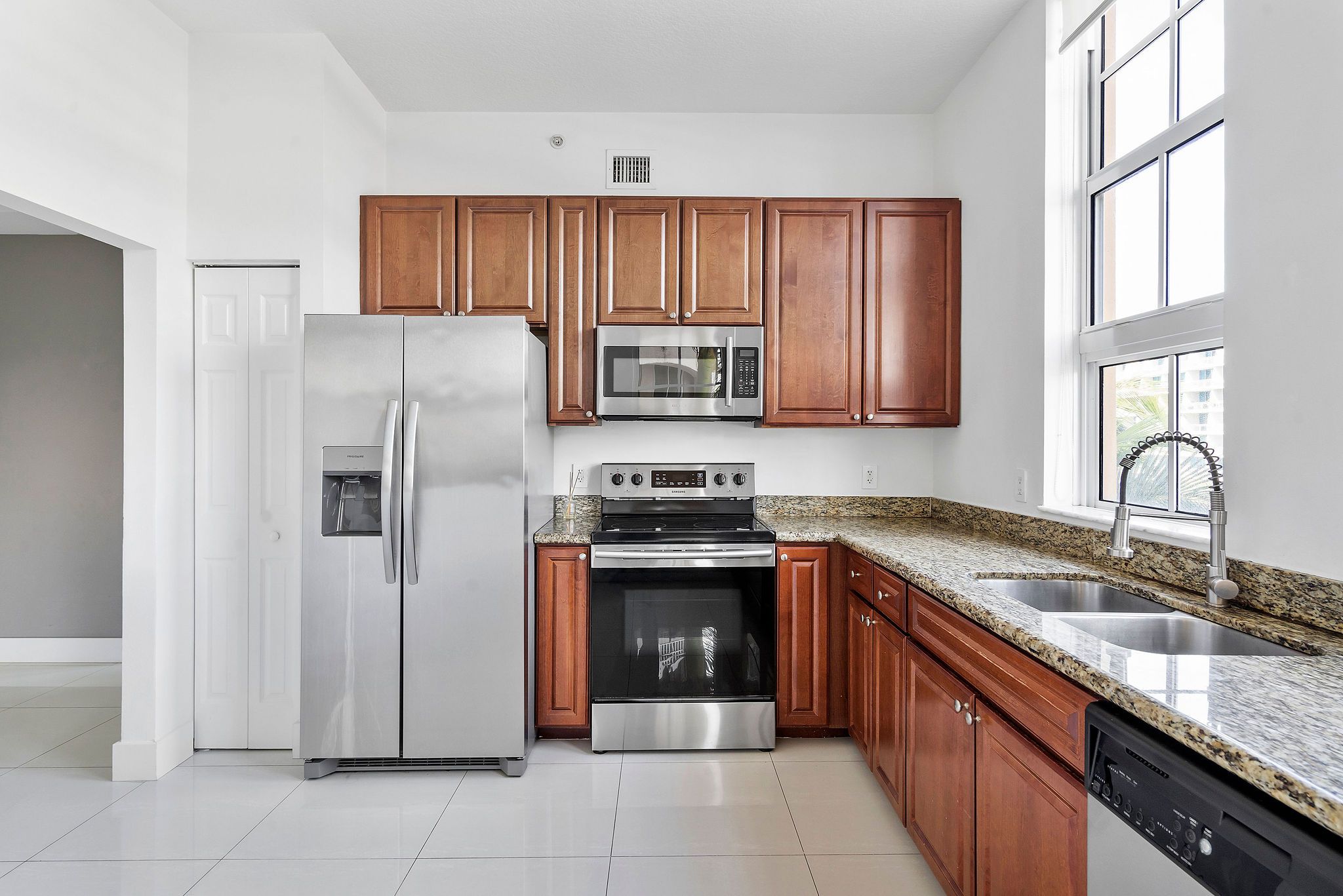 3001 NE 185th Street Aventura FL 33180