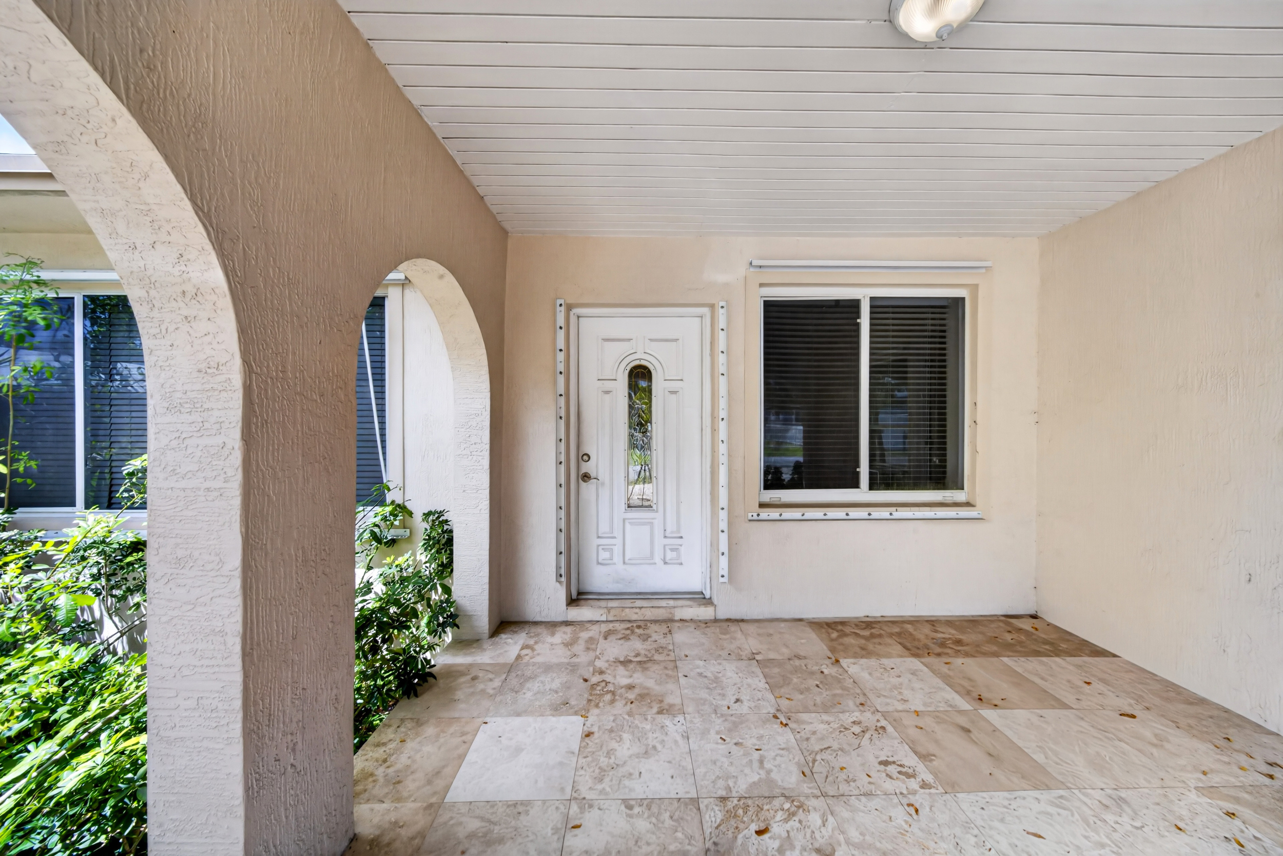 6881 SW 27th Street Miami FL 33155