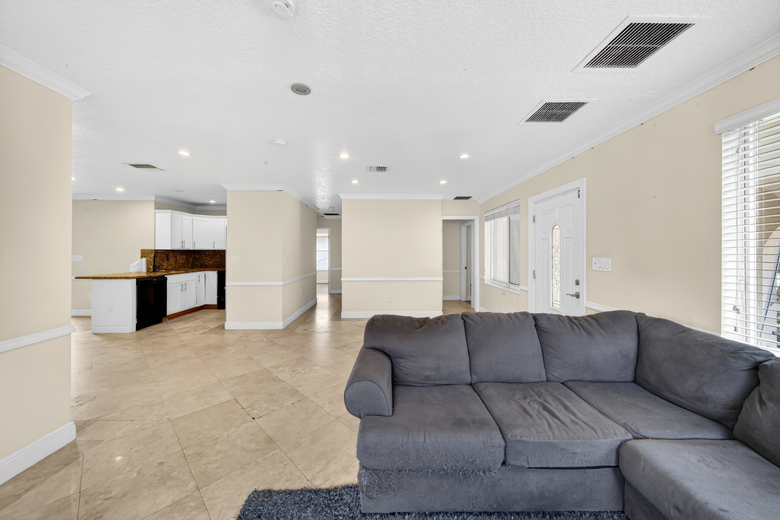 6881 SW 27th Street Miami FL 33155