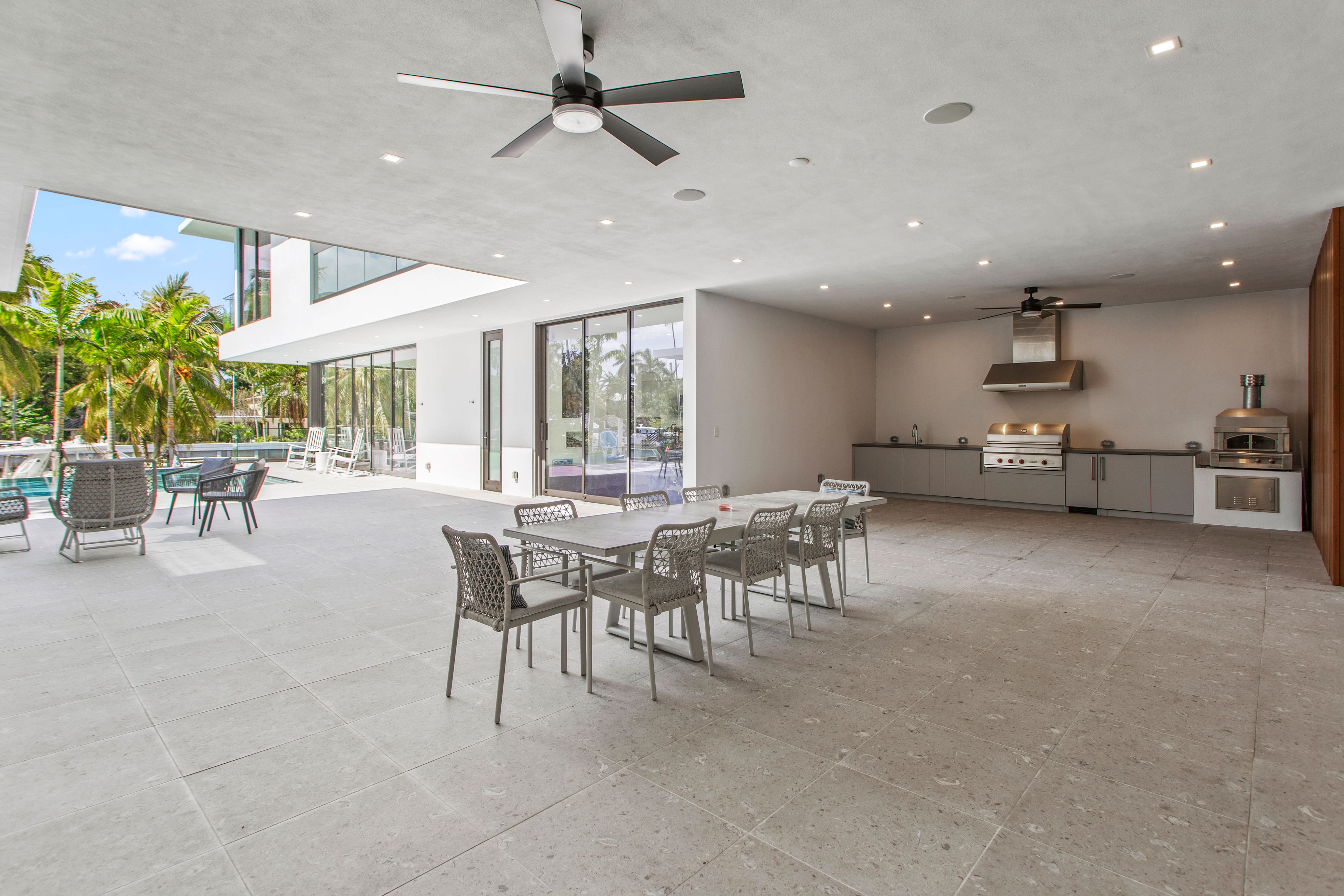 922 NE 78th Street Miami FL 33138