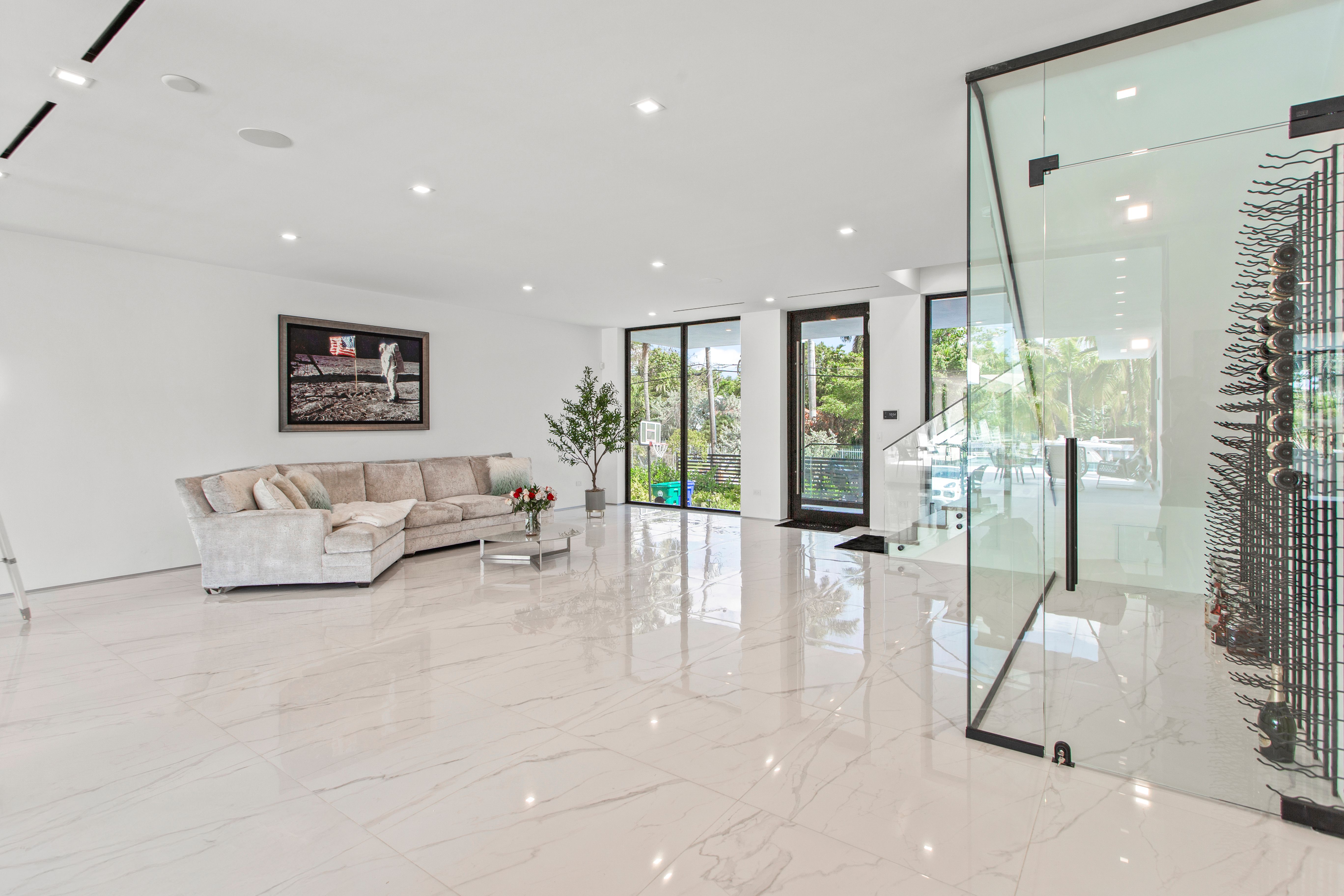 922 NE 78th Street Miami FL 33138