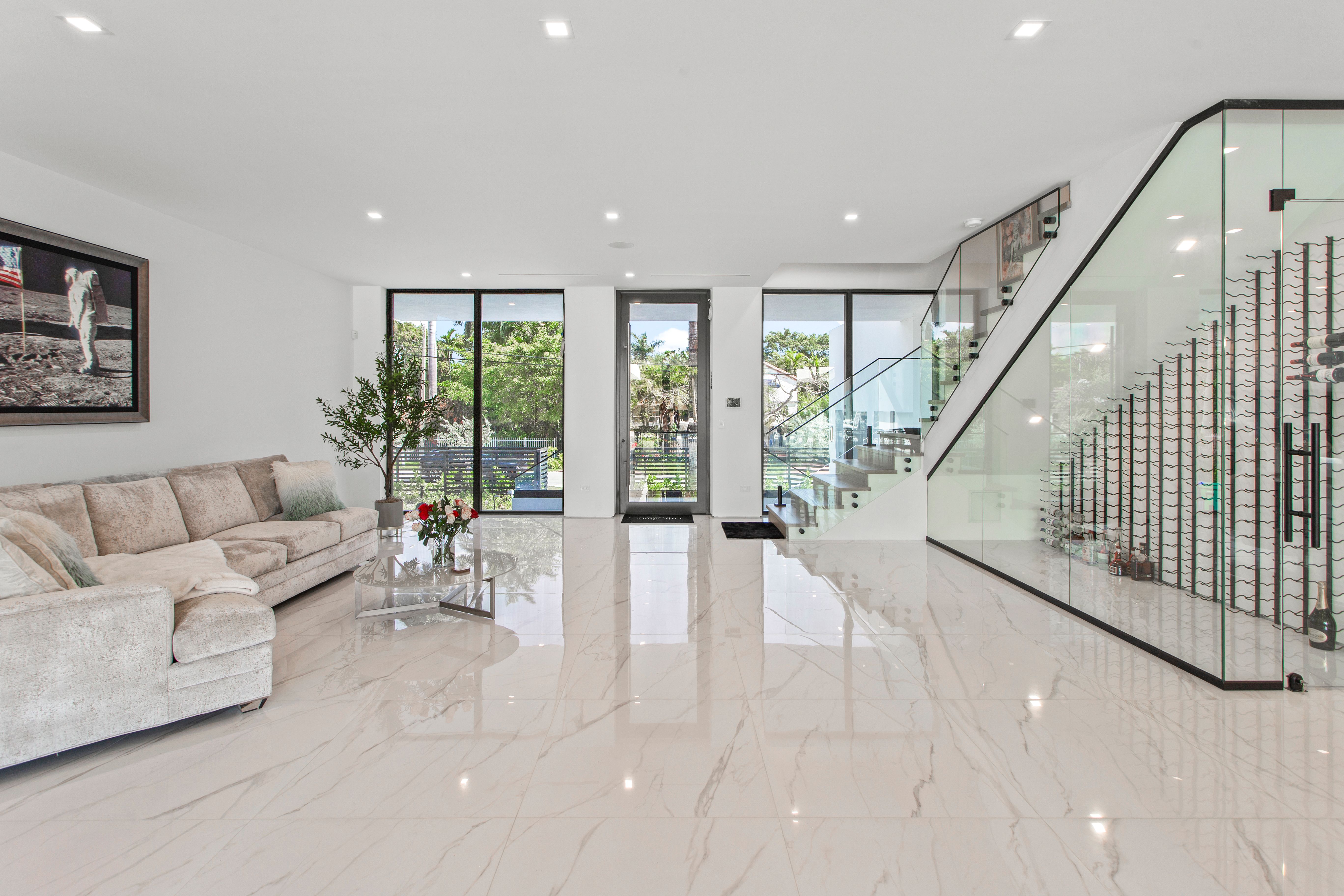 922 NE 78th Street Miami FL 33138