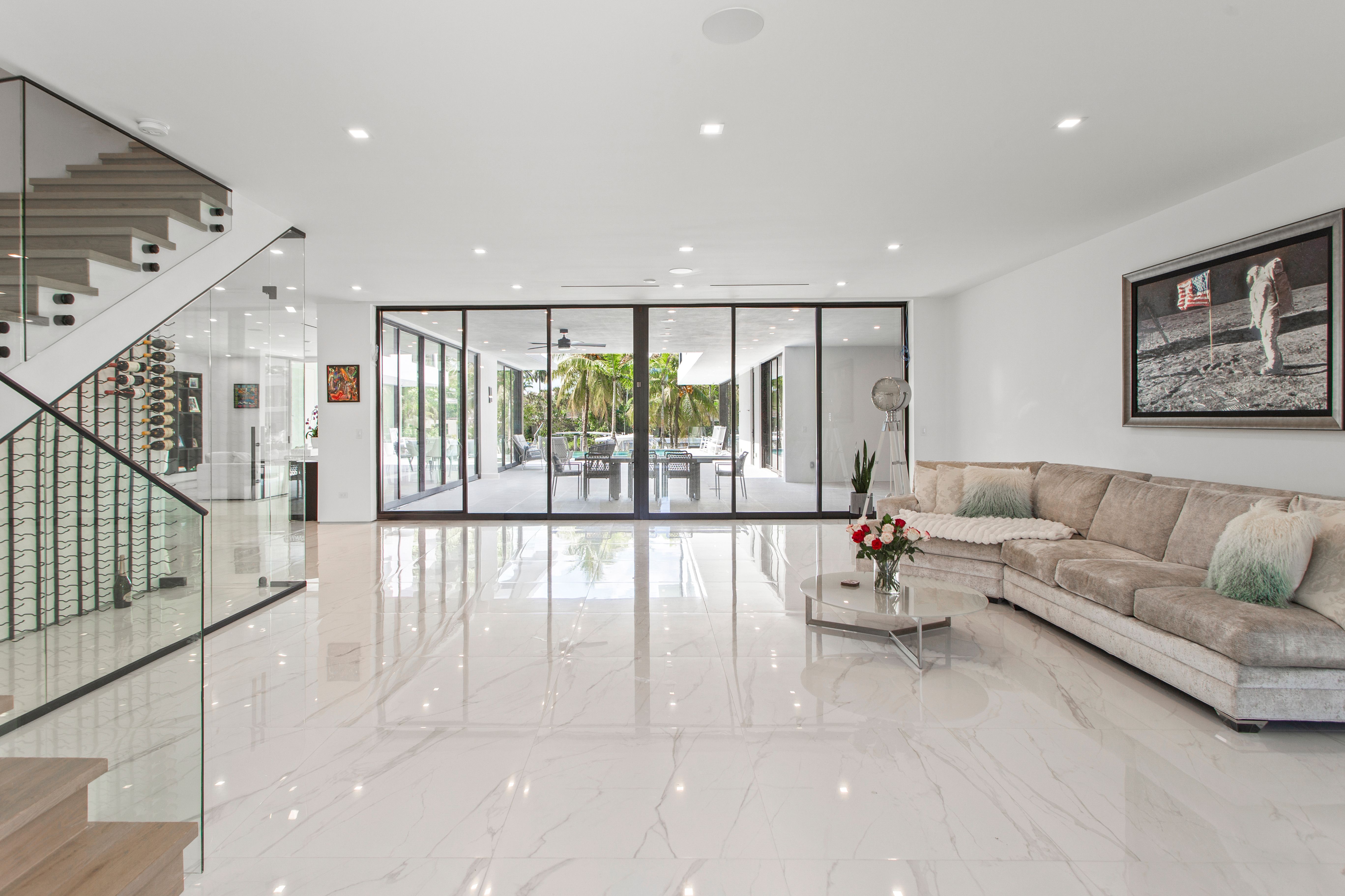 922 NE 78th Street Miami FL 33138