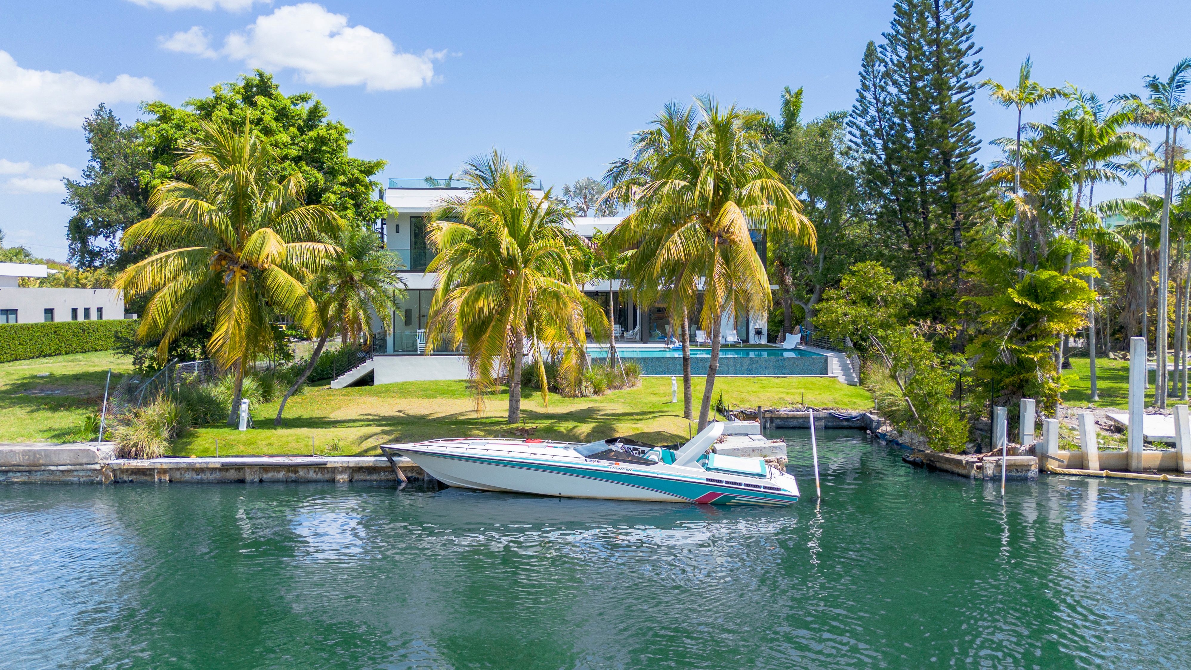 922 NE 78th Street Miami FL 33138