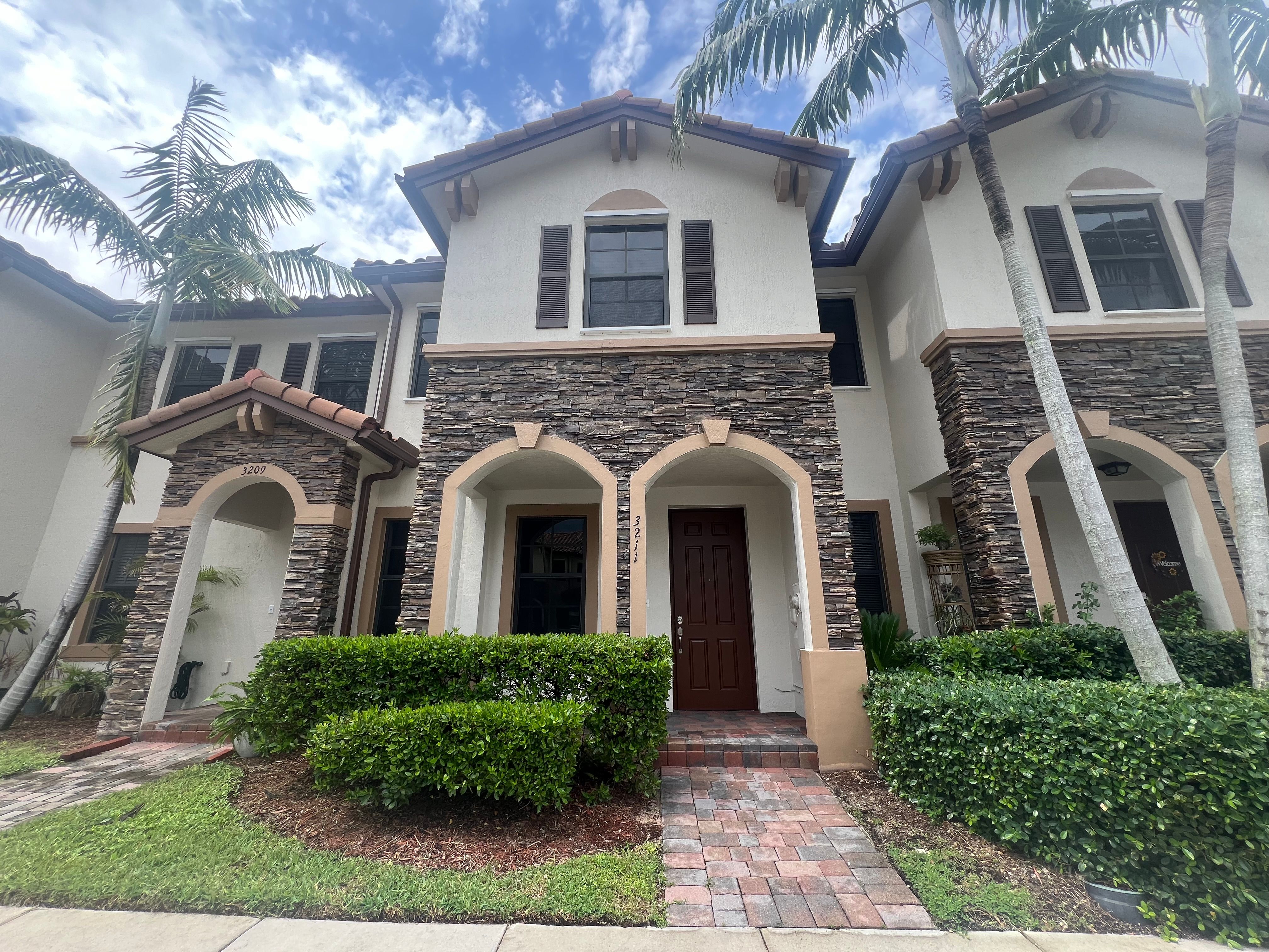3211 SE 7th Street Homestead FL 33033