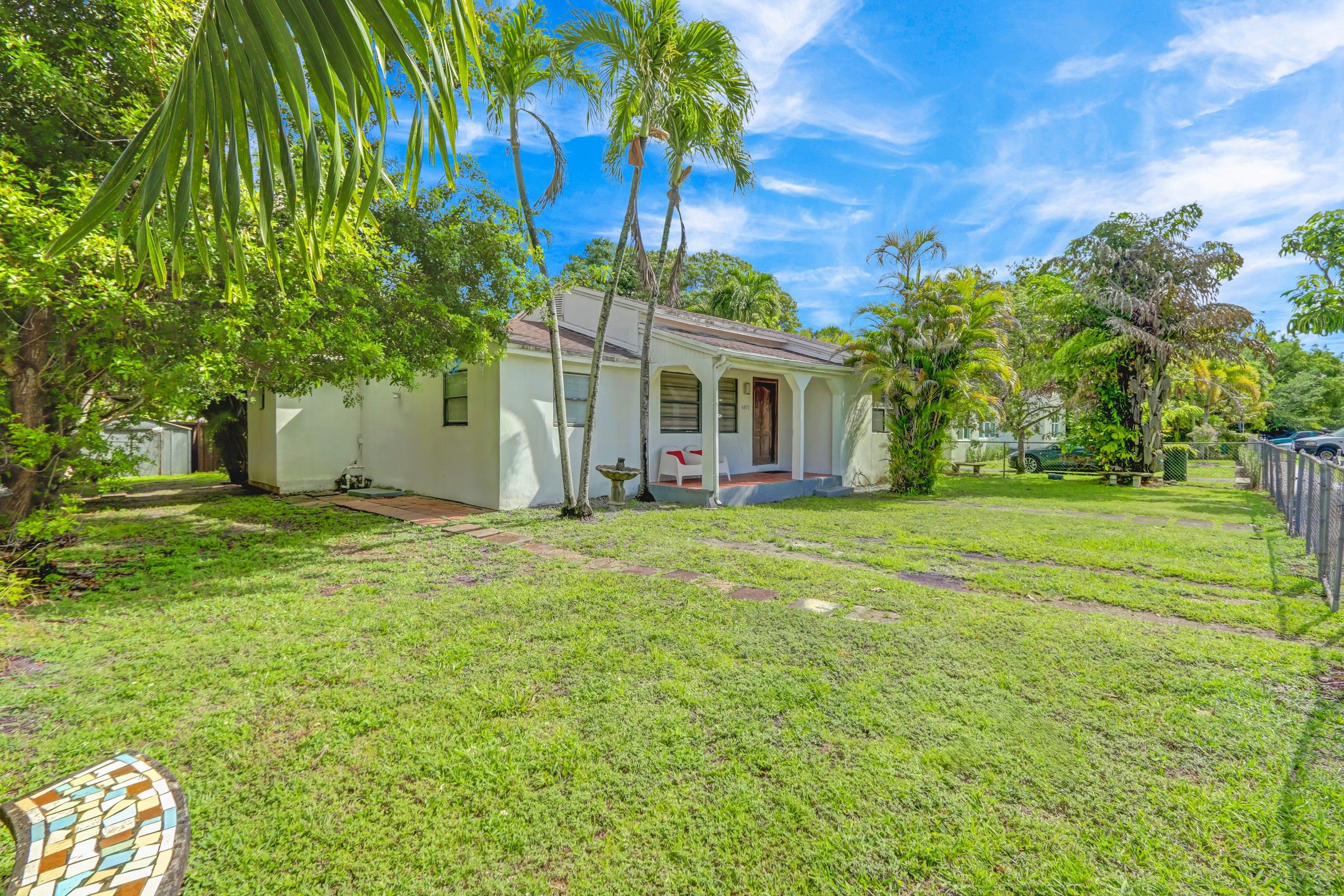 6871 SW 37th Street Miami FL 33155