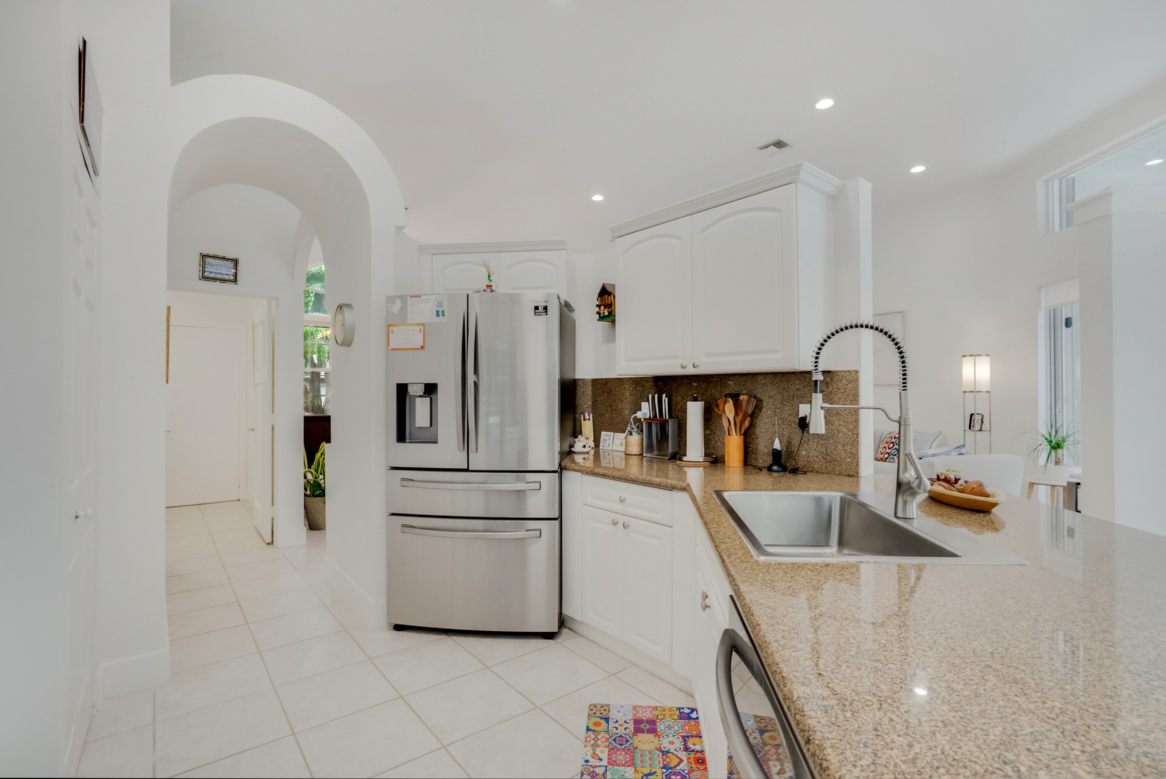 3085 Lakewood Circle Weston FL 33332