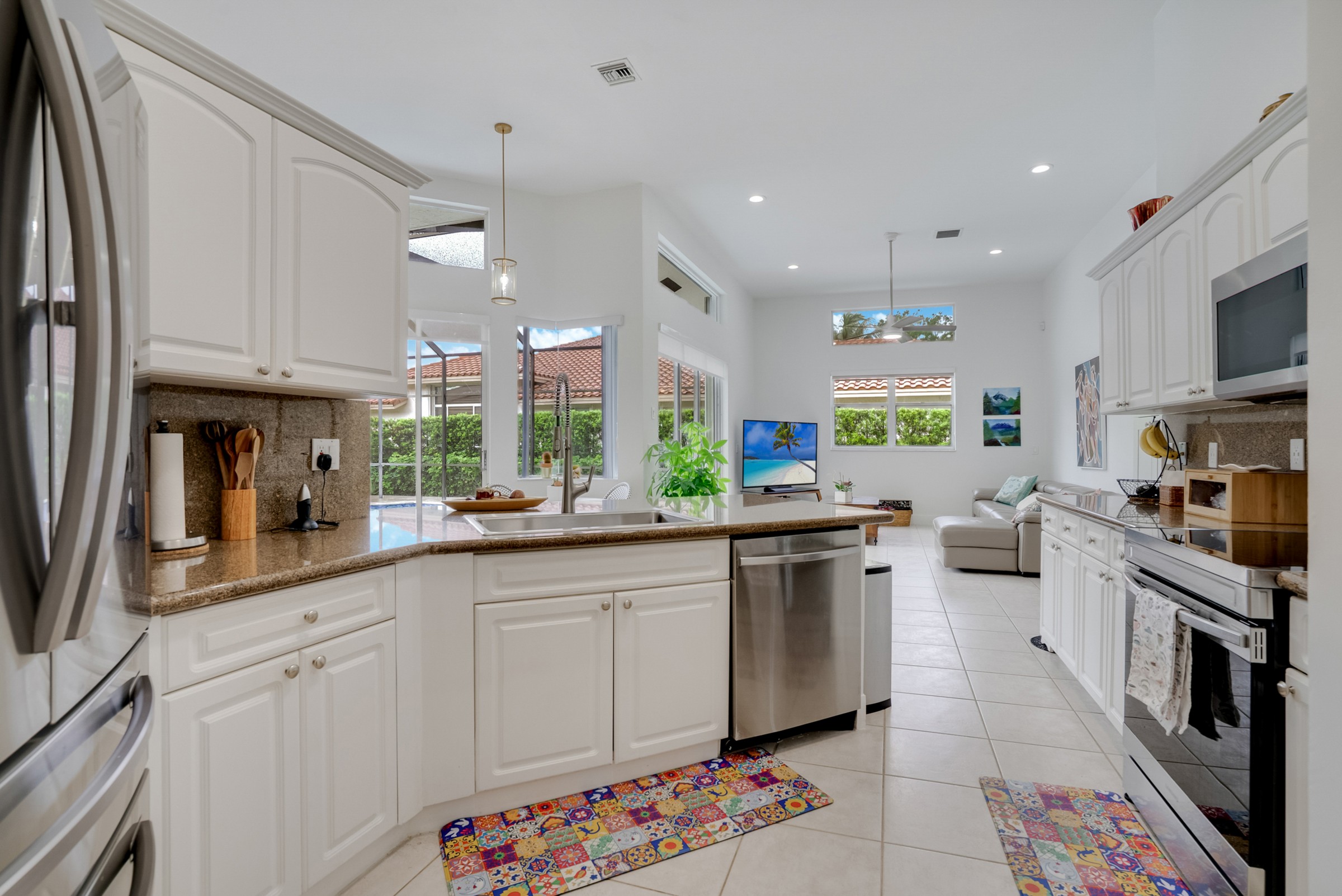 3085 Lakewood Circle Weston FL 33332