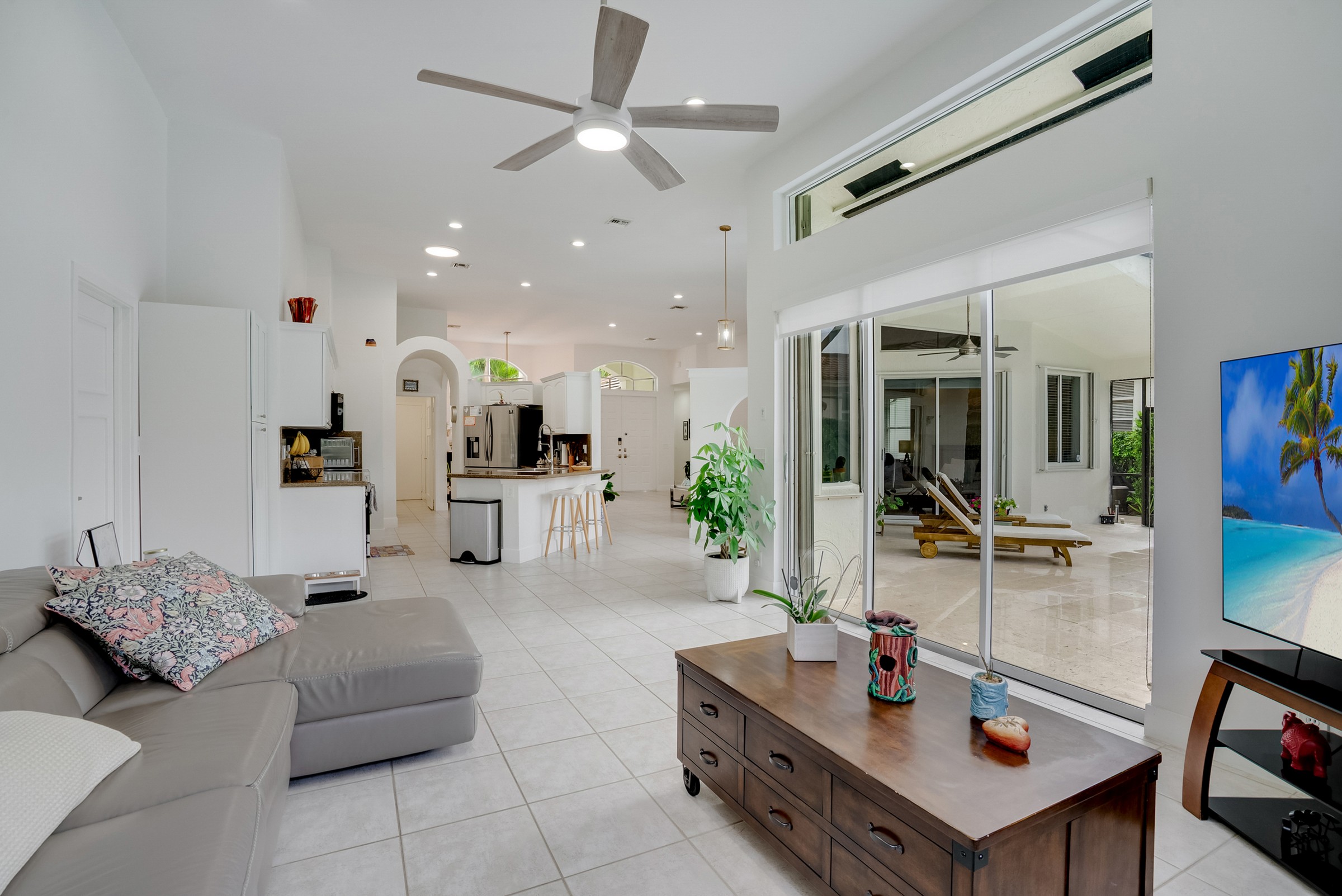 3085 Lakewood Circle Weston FL 33332
