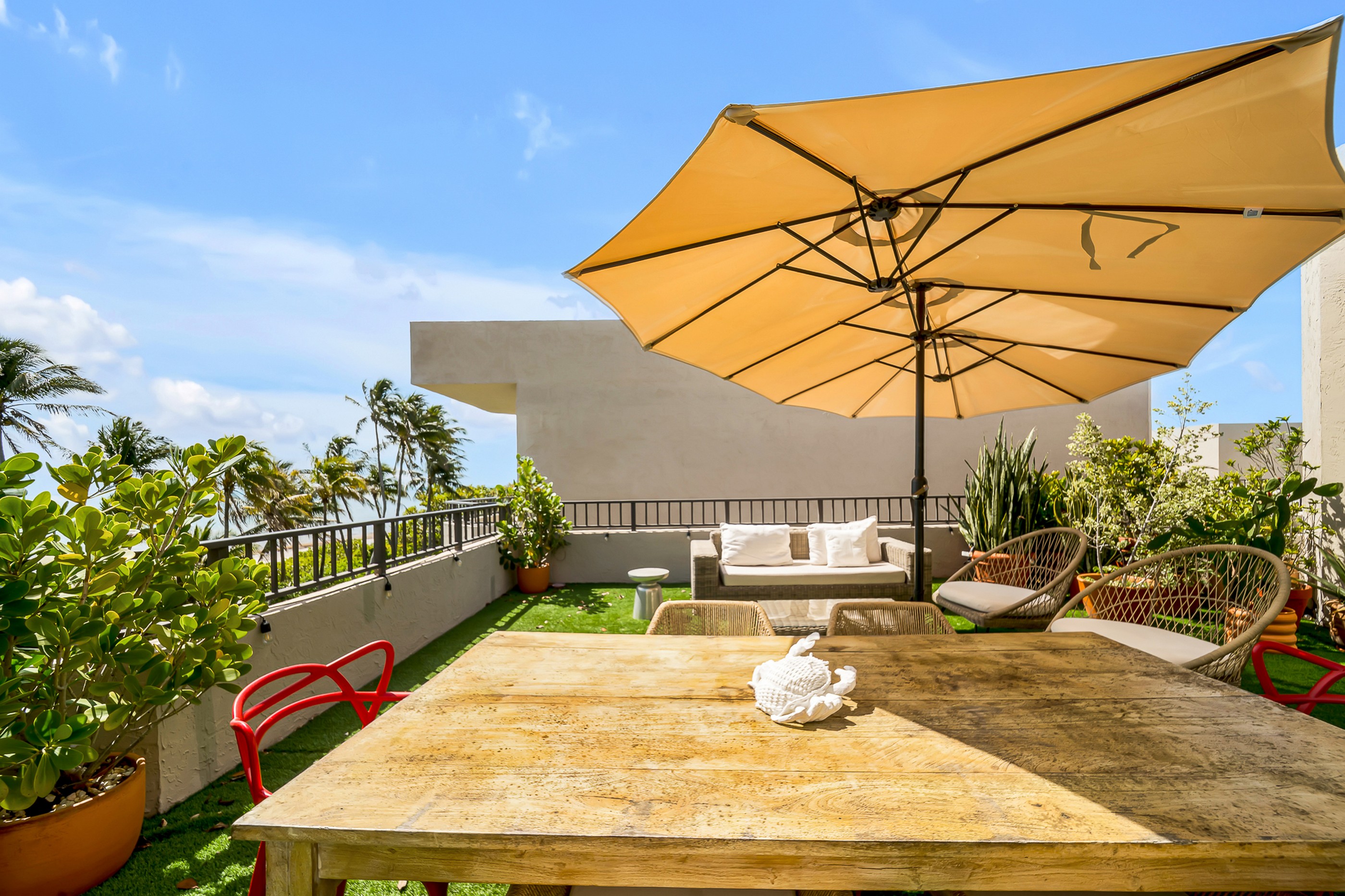 201 Crandon Boulevard Key Biscayne FL 33149