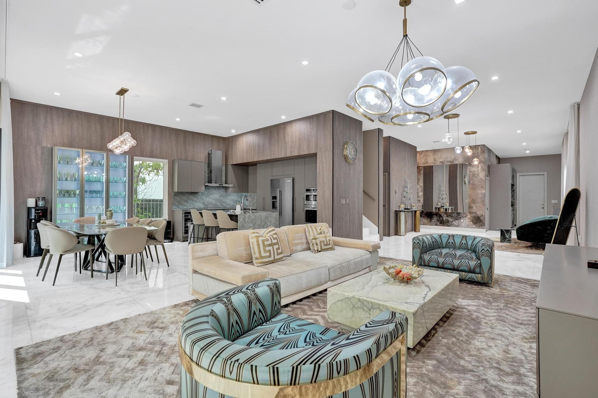 18985 Atlantic Boulevard Sunny Isles Beach FL 33160
