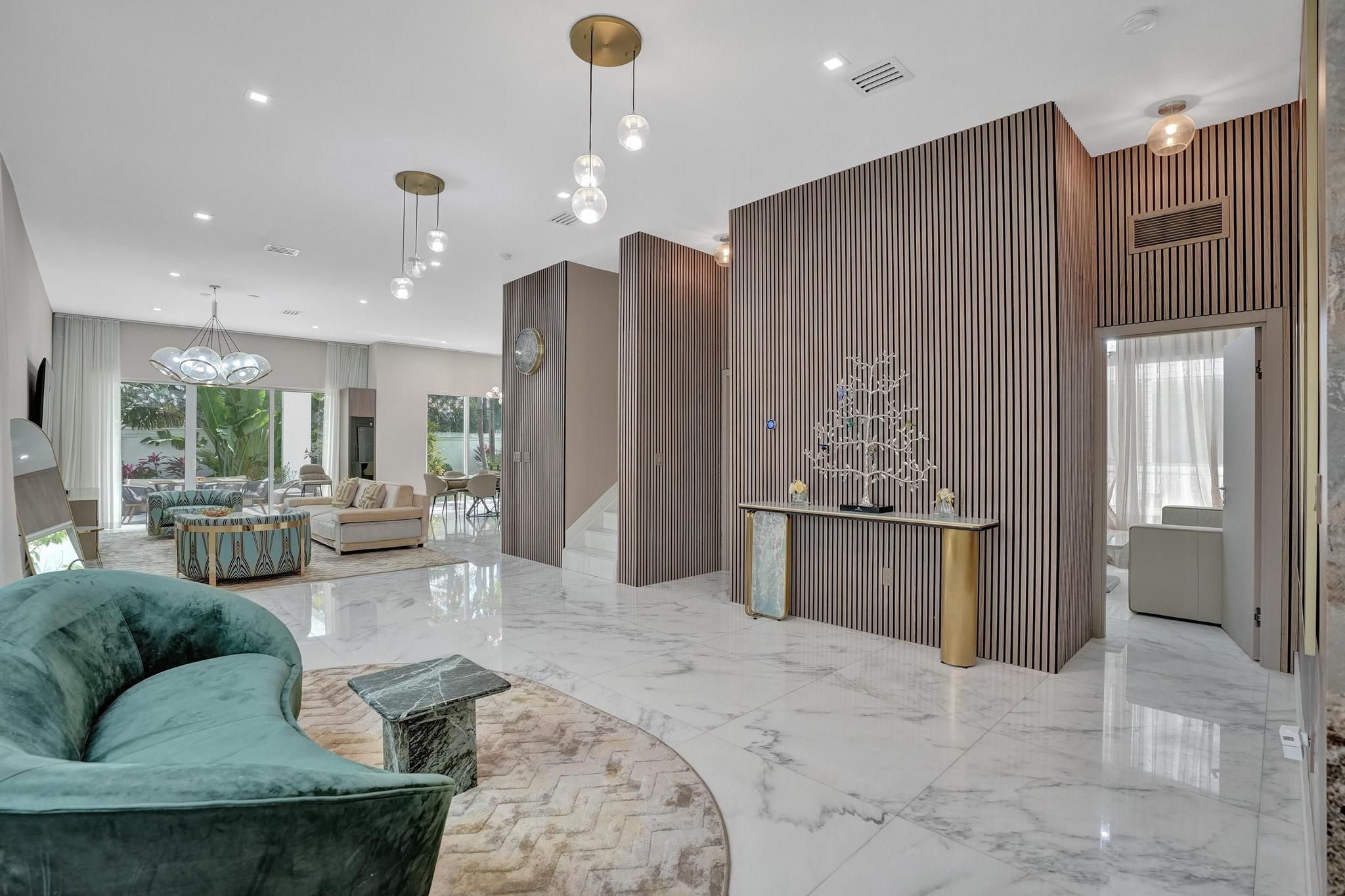 18985 Atlantic Boulevard Sunny Isles Beach FL 33160
