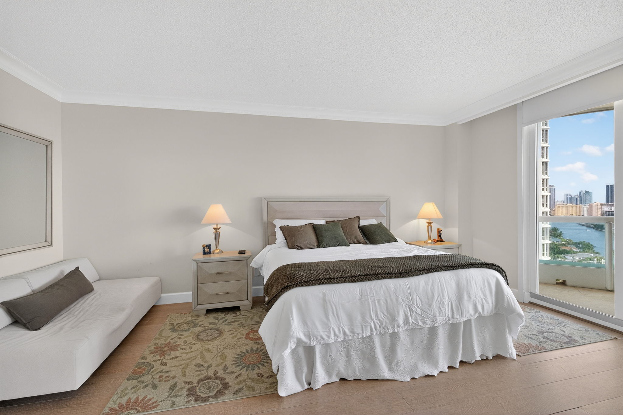 21050 Point Place Aventura FL 33180