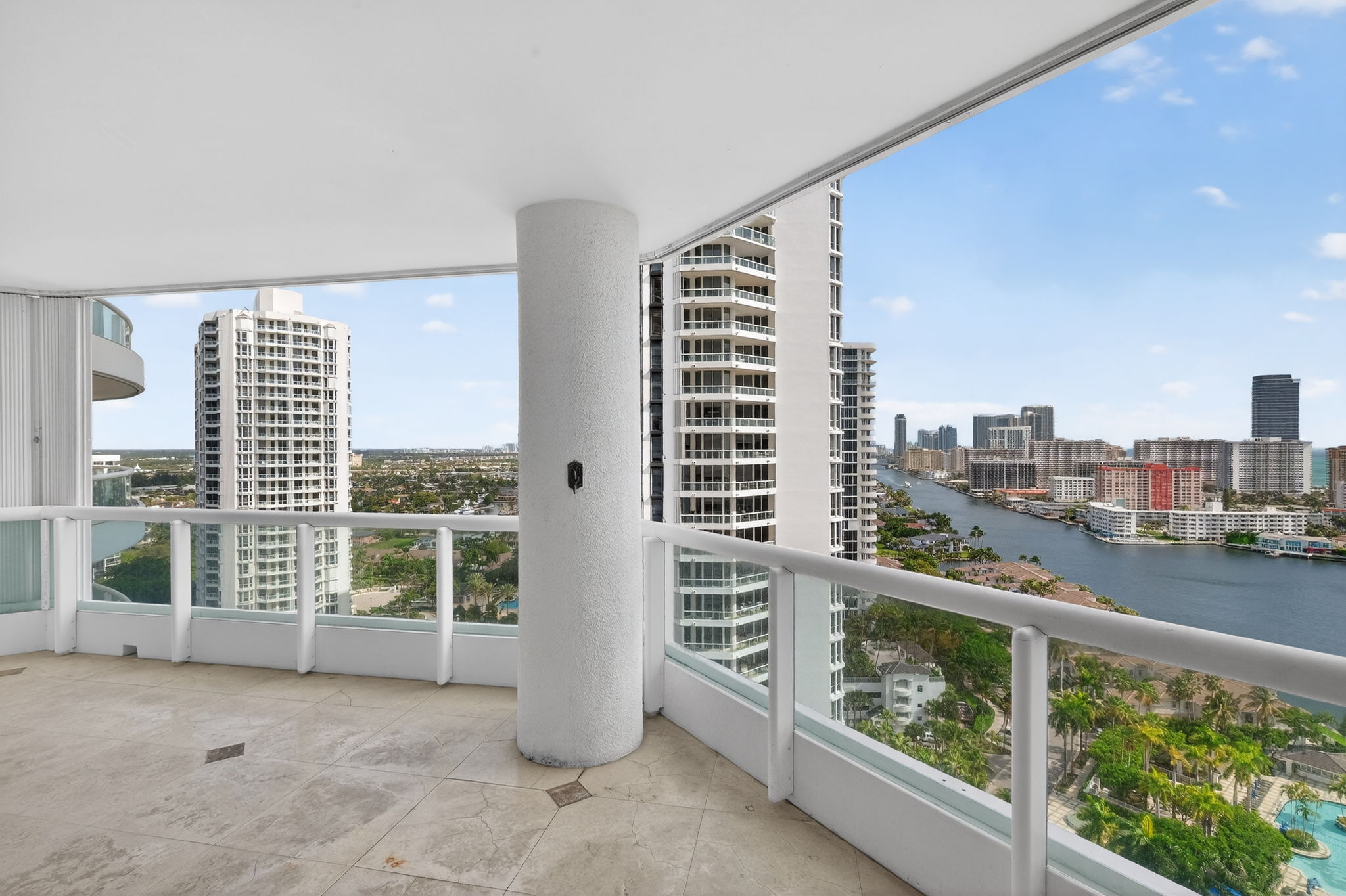21050 Point Place Aventura FL 33180