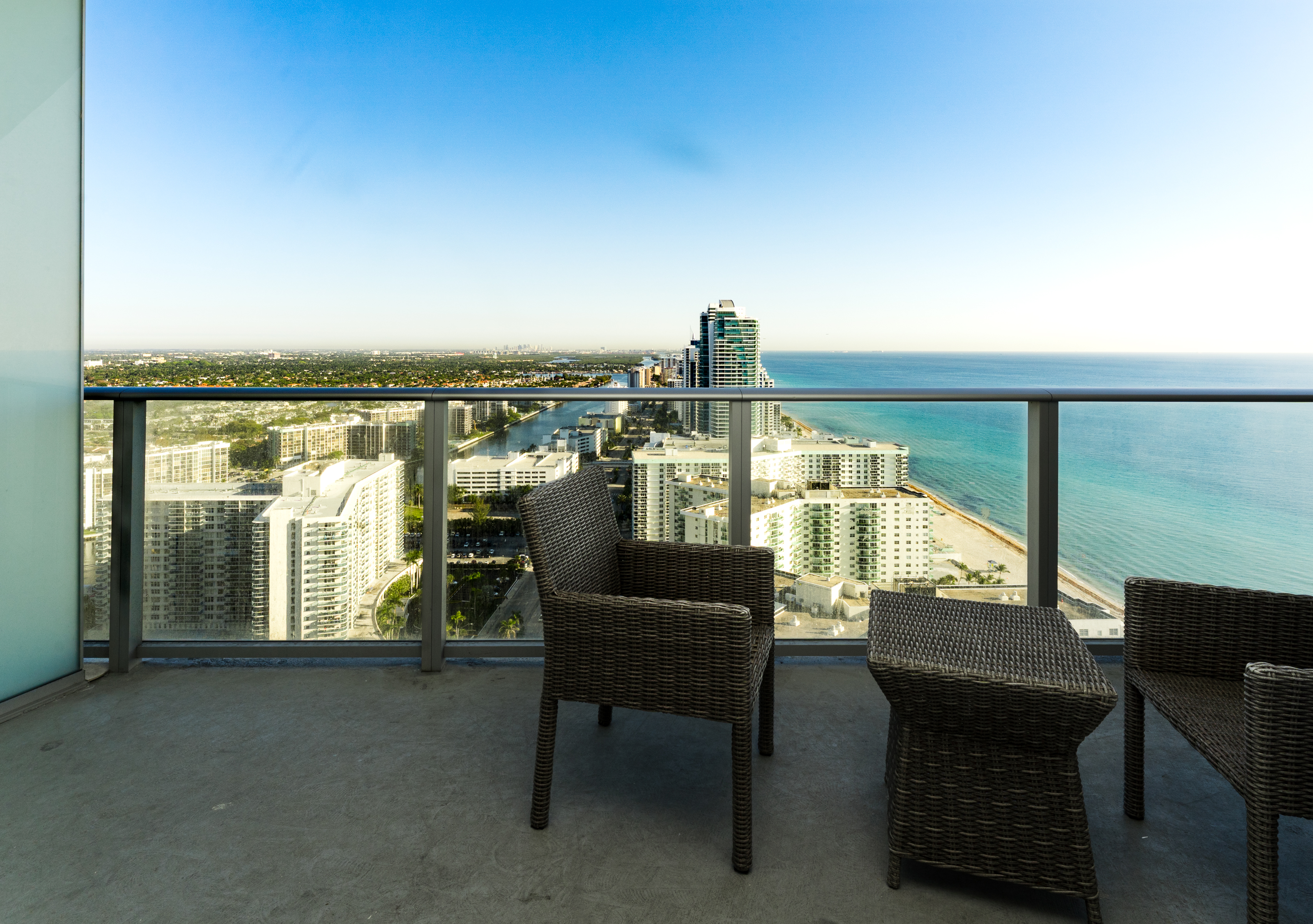4111 S Ocean Drive Hollywood FL 33019