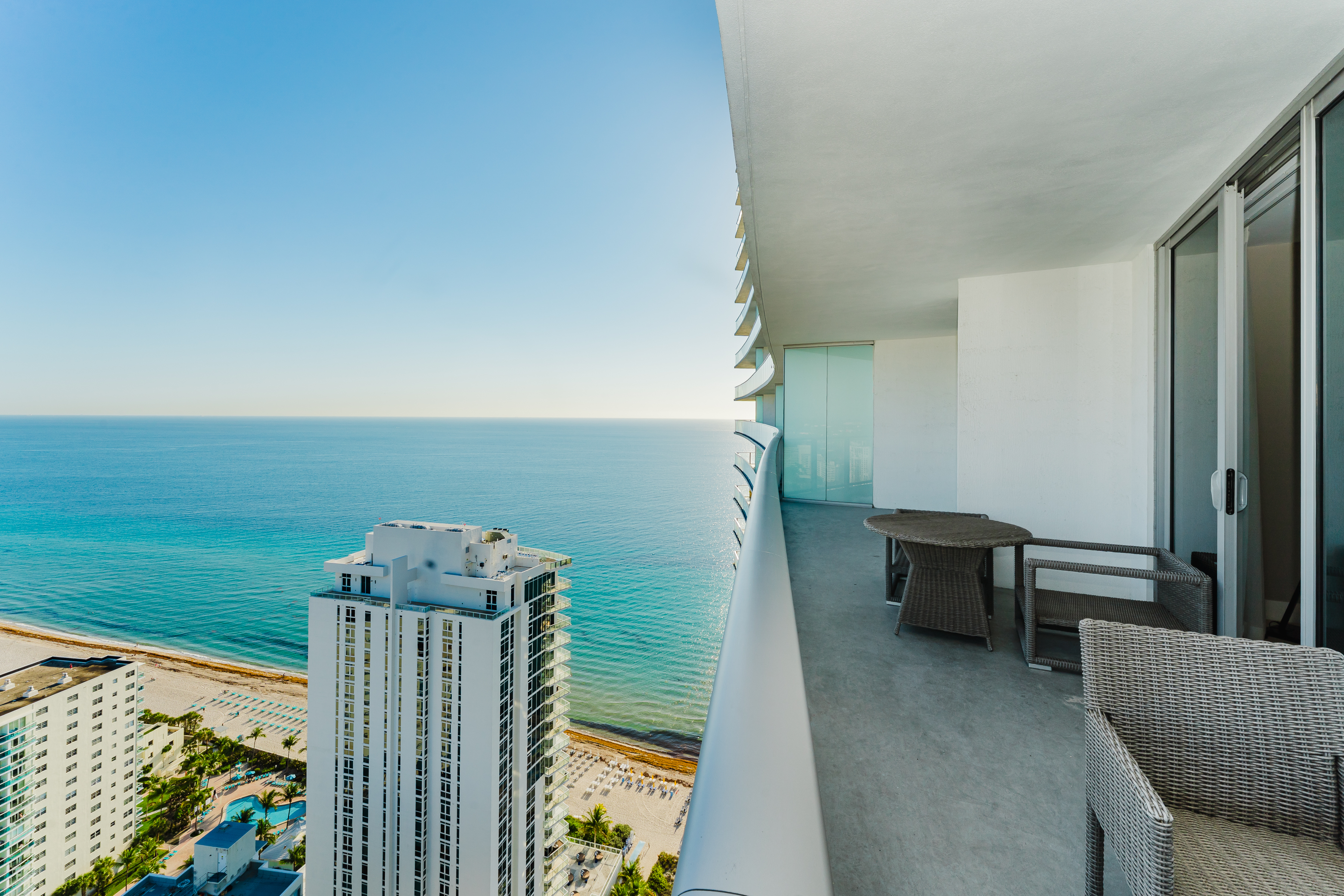4111 S Ocean Drive Hollywood FL 33019