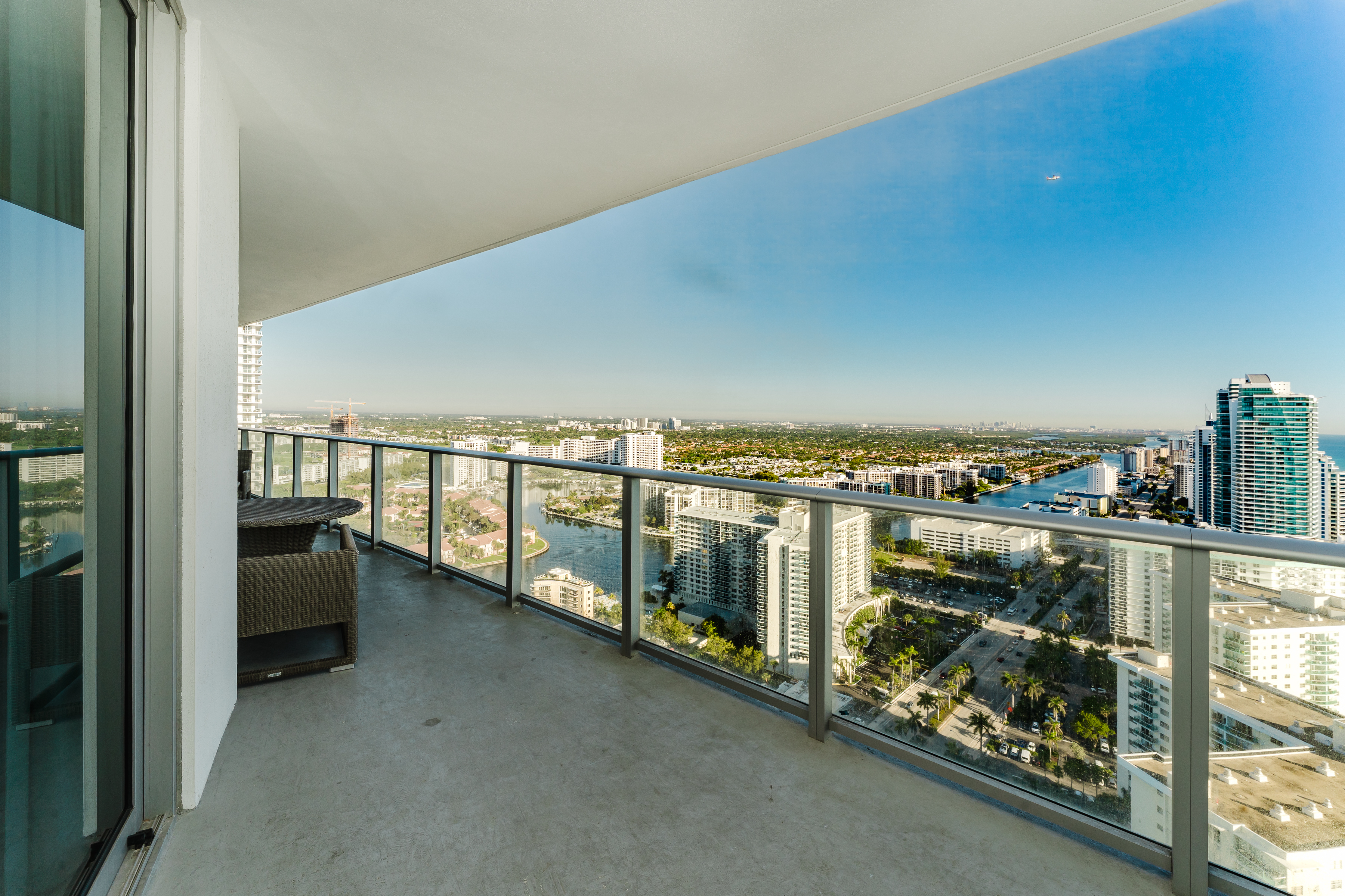4111 S Ocean Drive Hollywood FL 33019