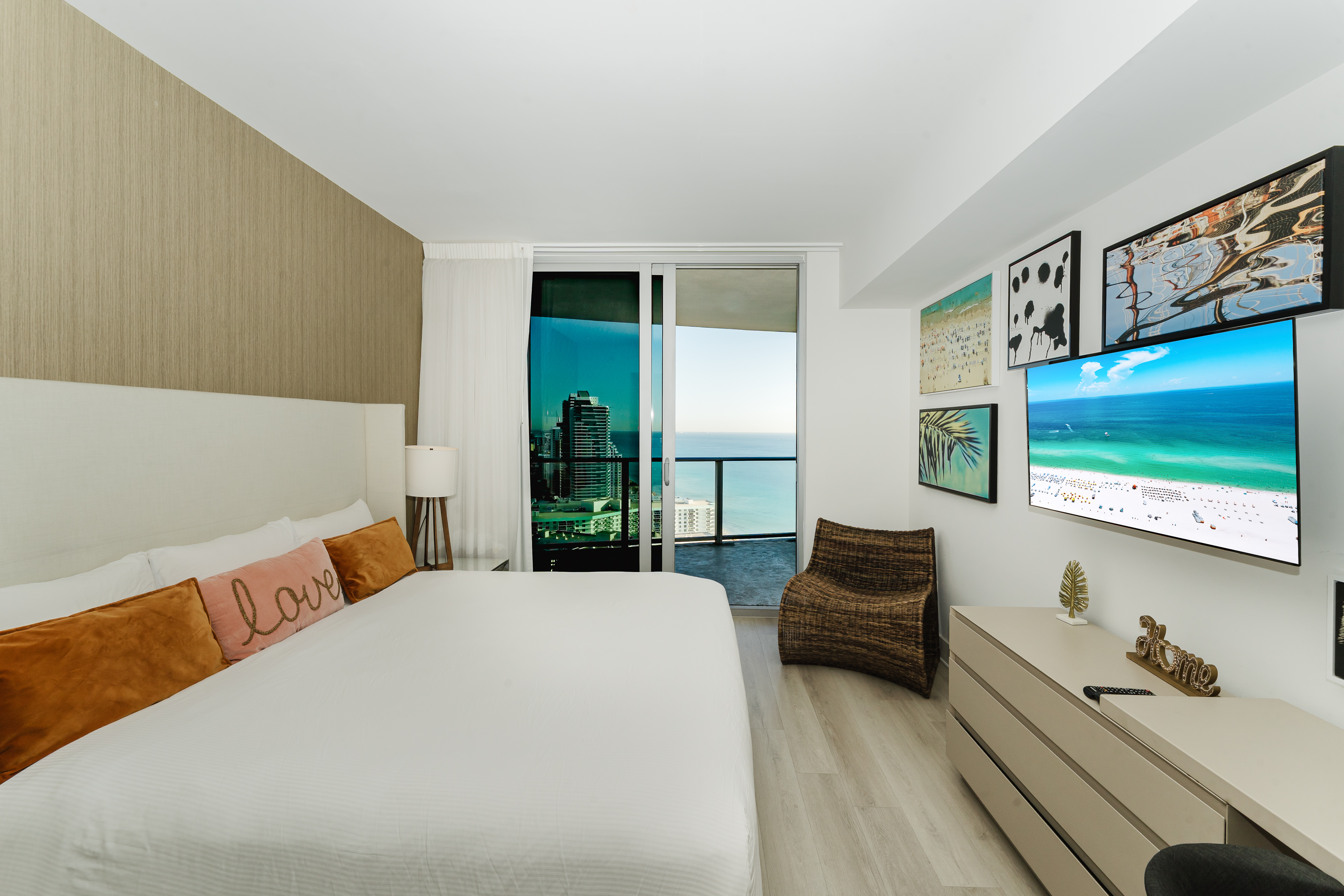4111 S Ocean Drive Hollywood FL 33019