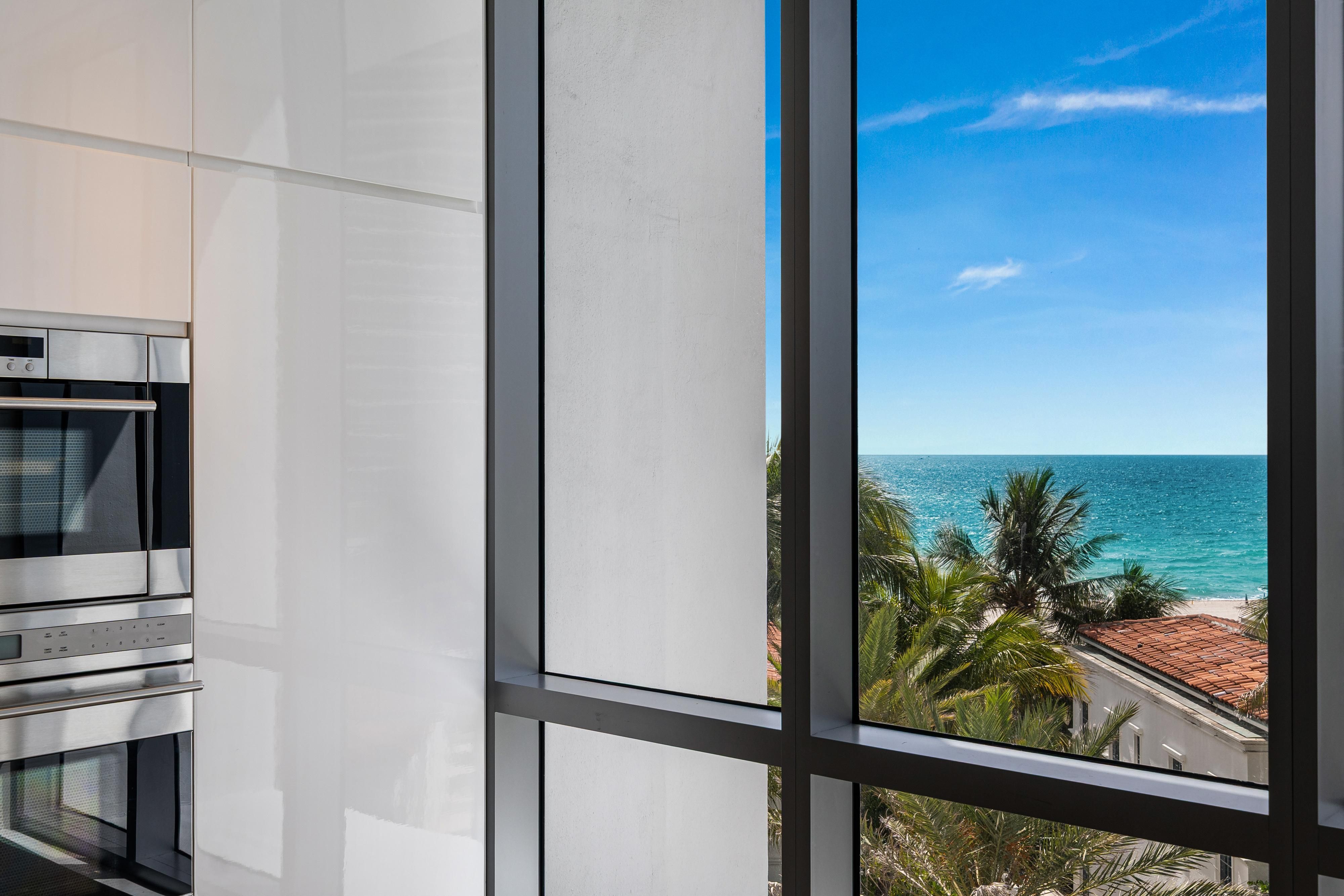 5959 Collins Avenue Miami Beach FL 33140