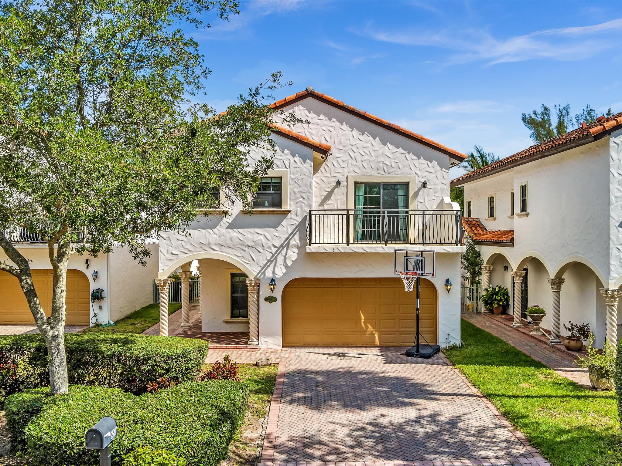 2901 Hidden Harbour Street Dania Beach FL 33312