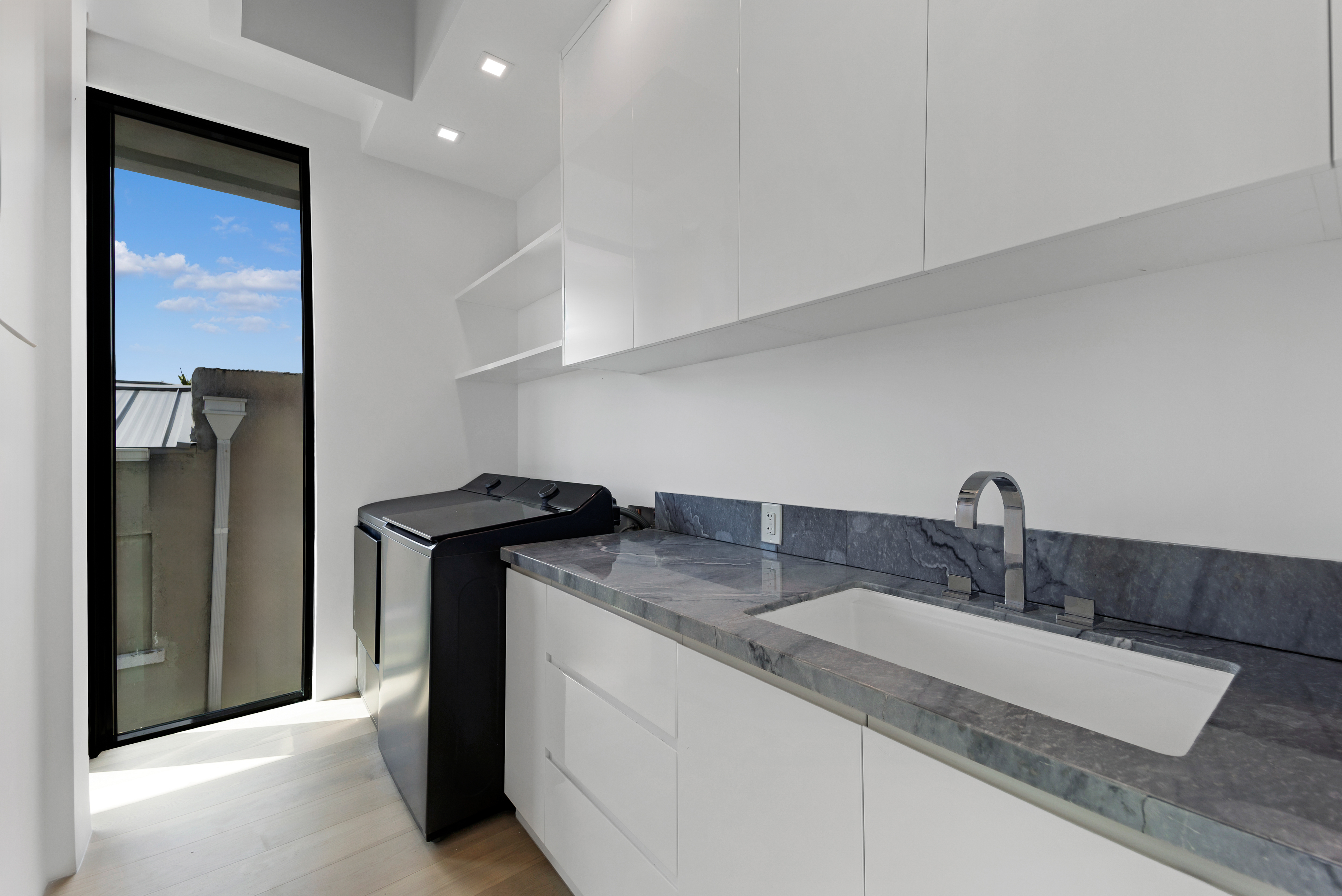 2094 Prairie Avenue Miami Beach FL 33139